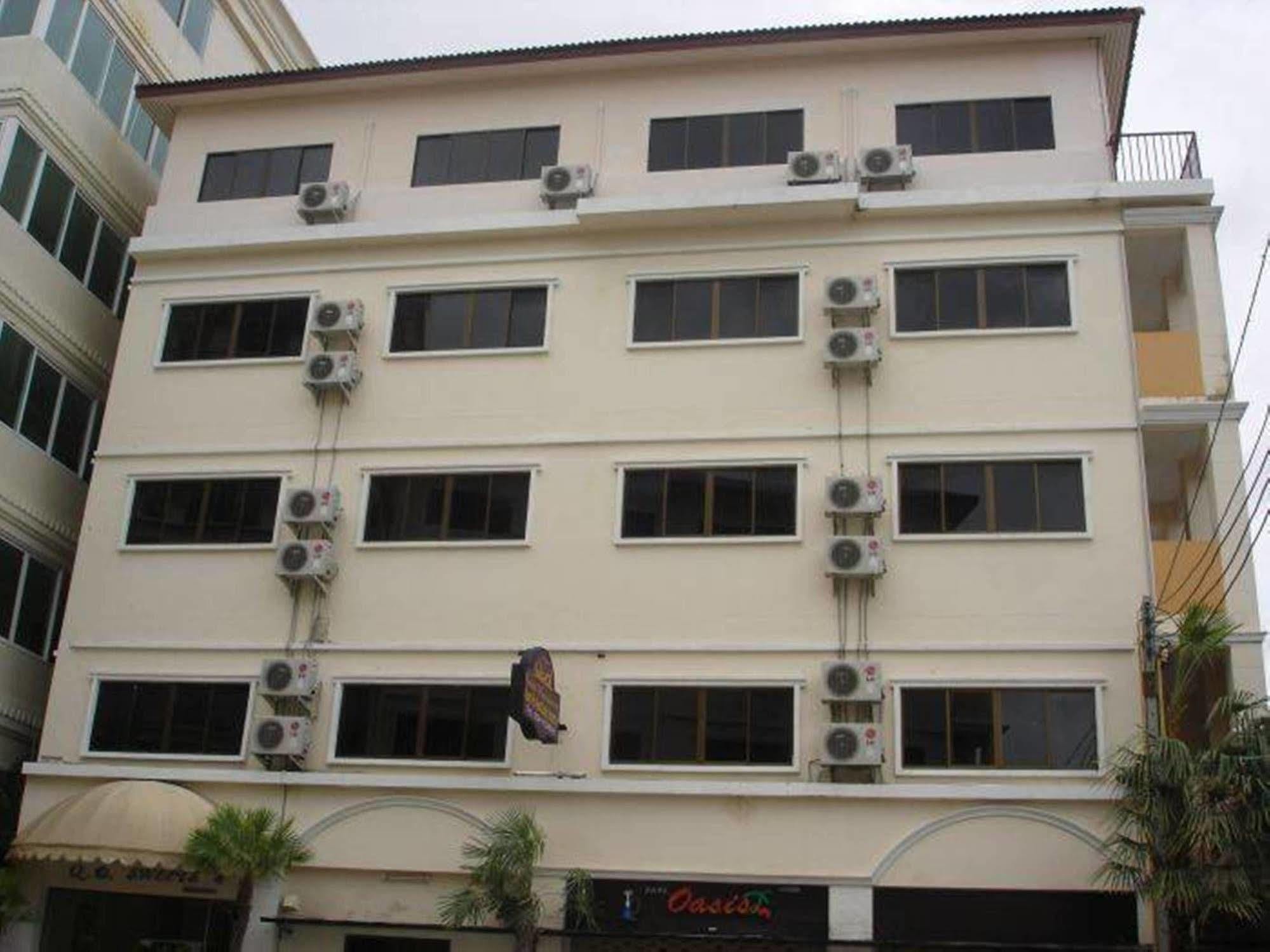 Royal Q & D 3* Pattaya