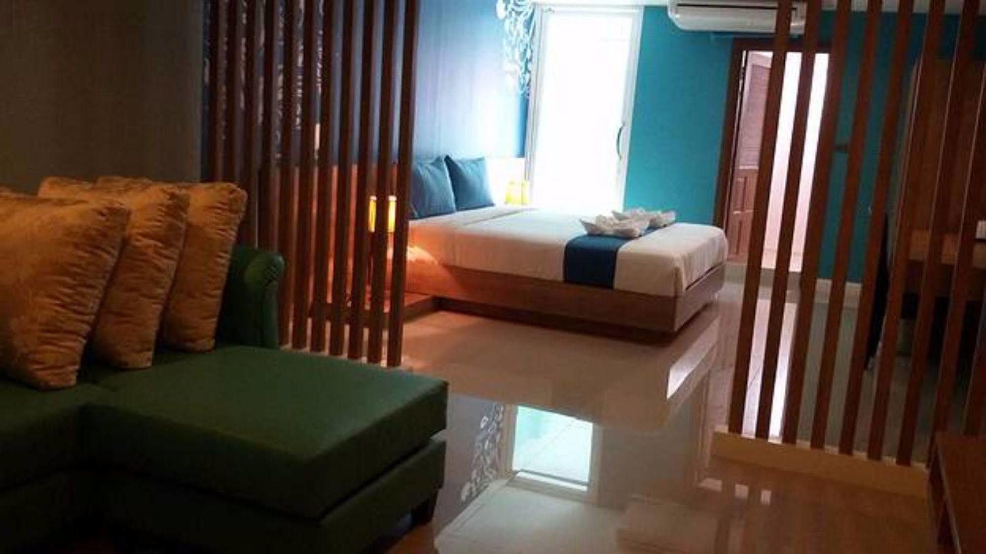 Pintree * Pattaya