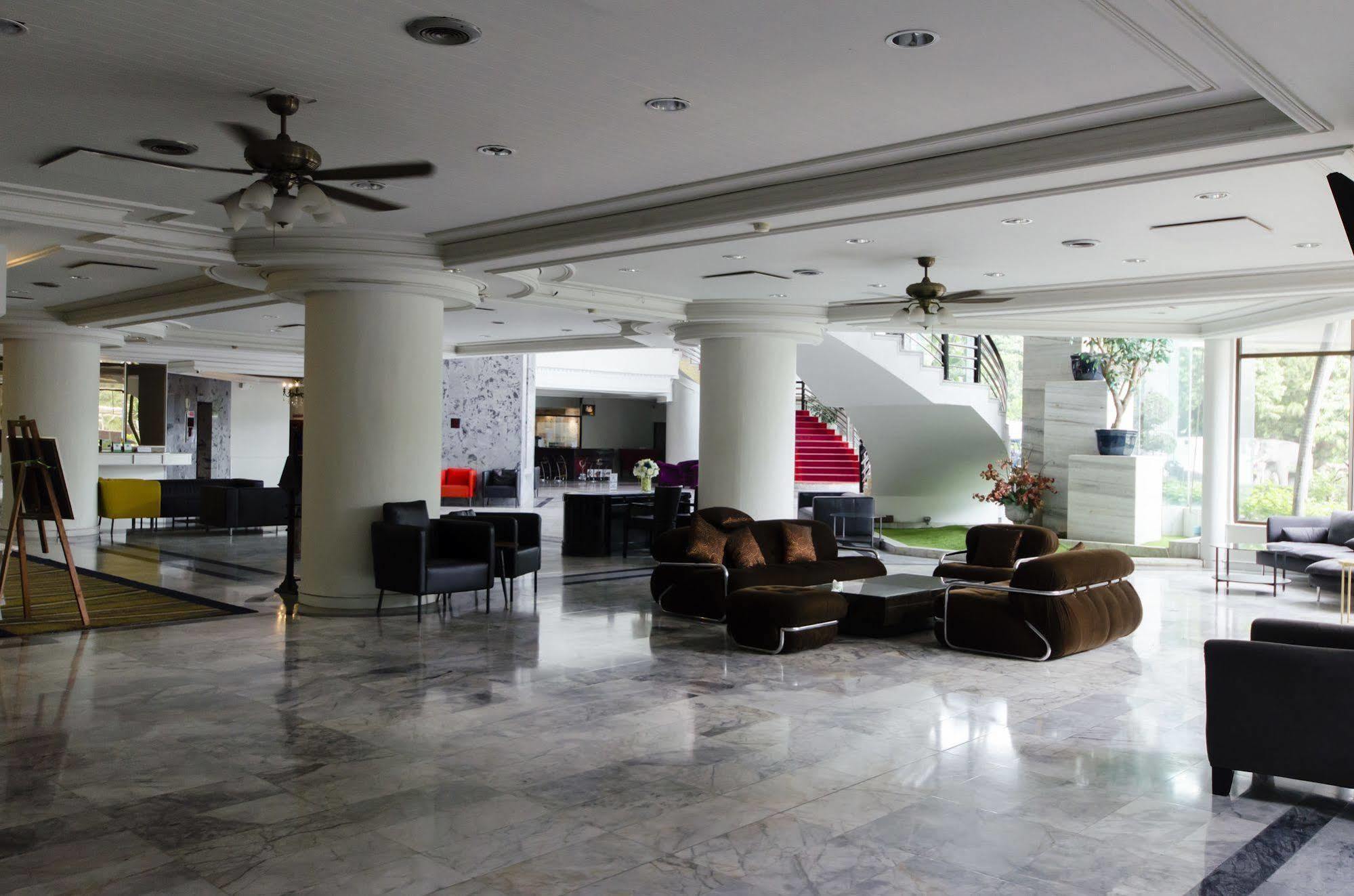 Hotel First Pacific Cirrus Pattaya