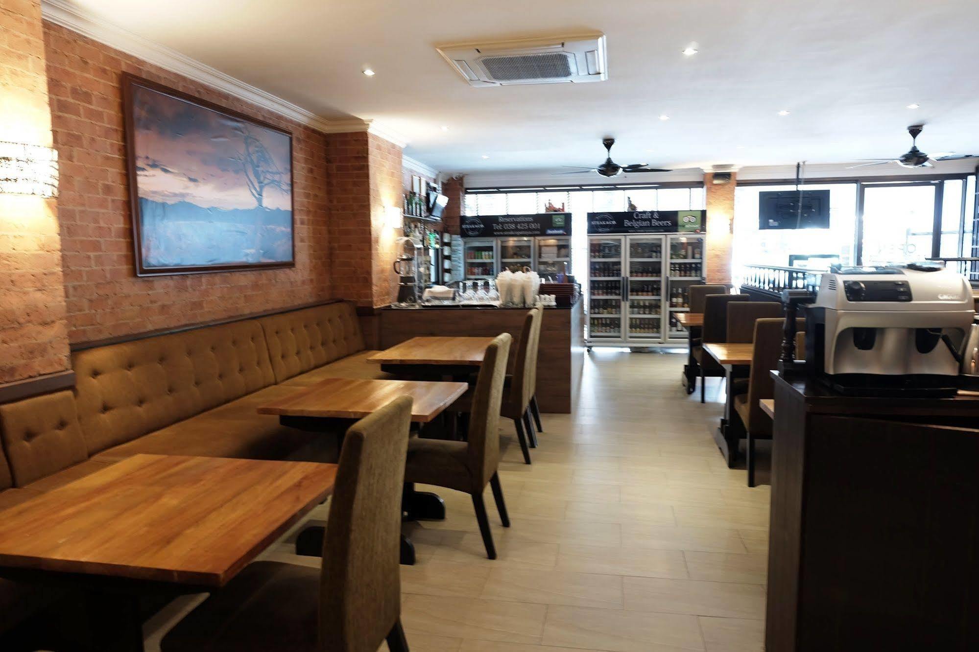 Steak And Co. Boutique 2*