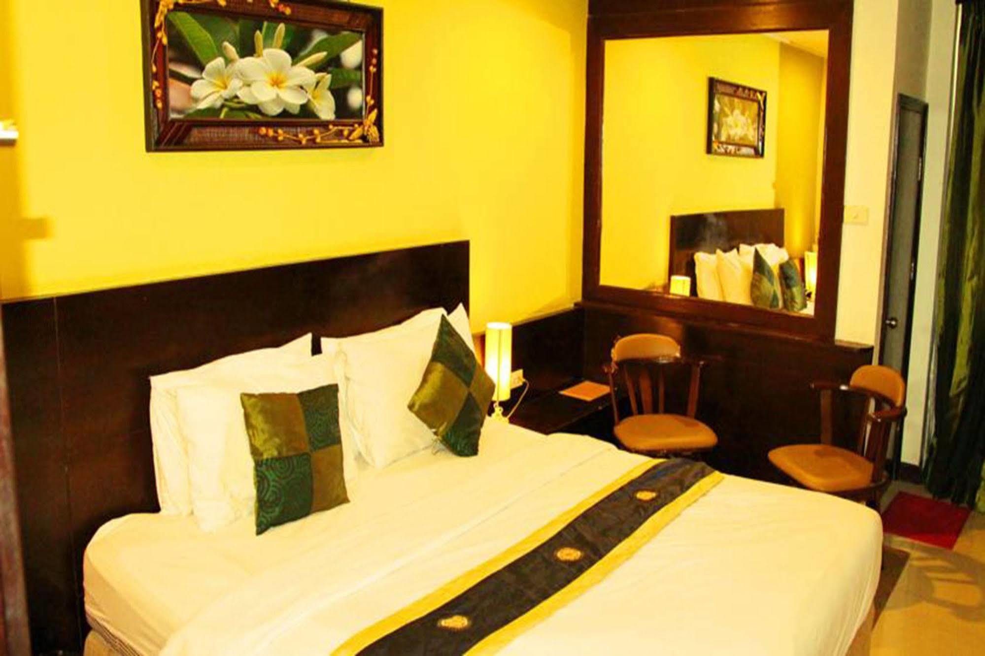Tez Palace Pattaya