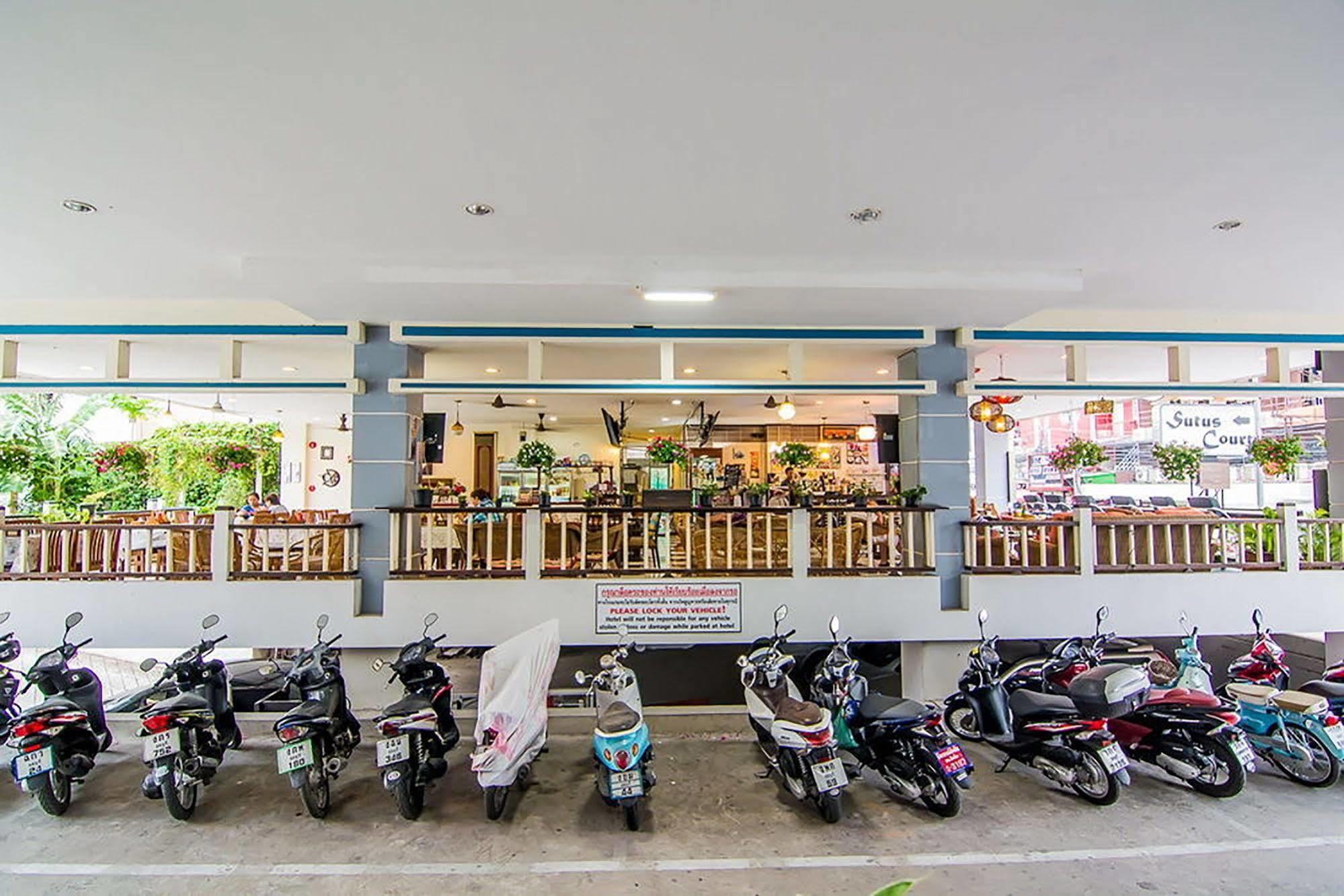 Sutus Court 4 3* Pattaya