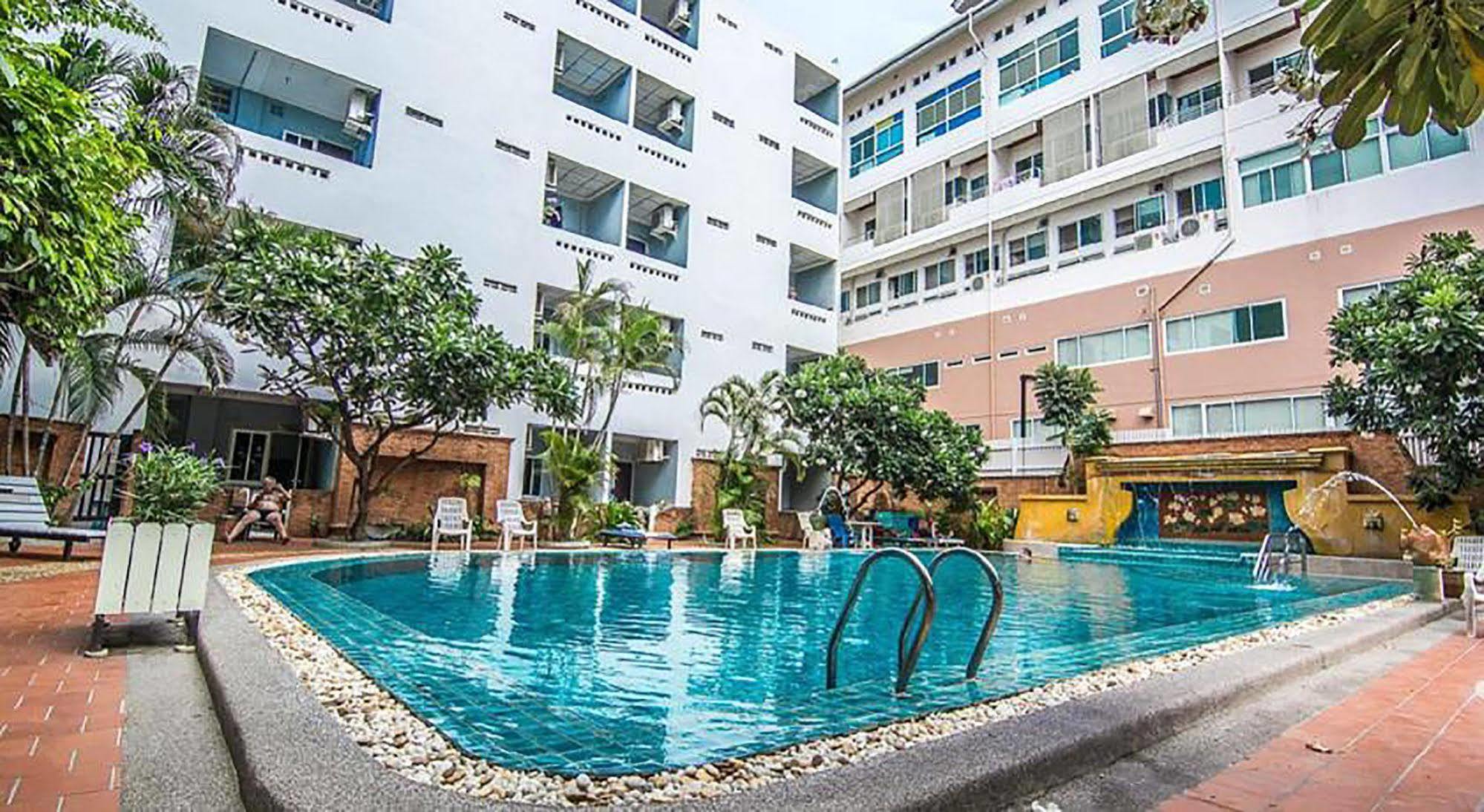 Sutus Court 4 Hotel Pattaya