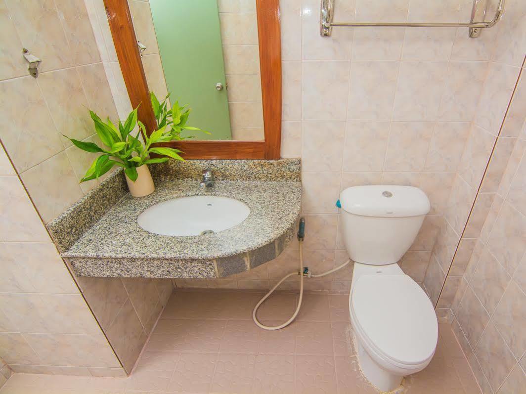 Sutus Court 4 Hotel 3*