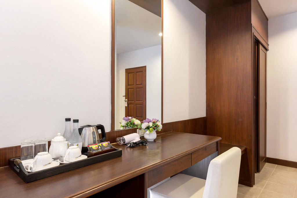 Holiday Hotel Pattaya