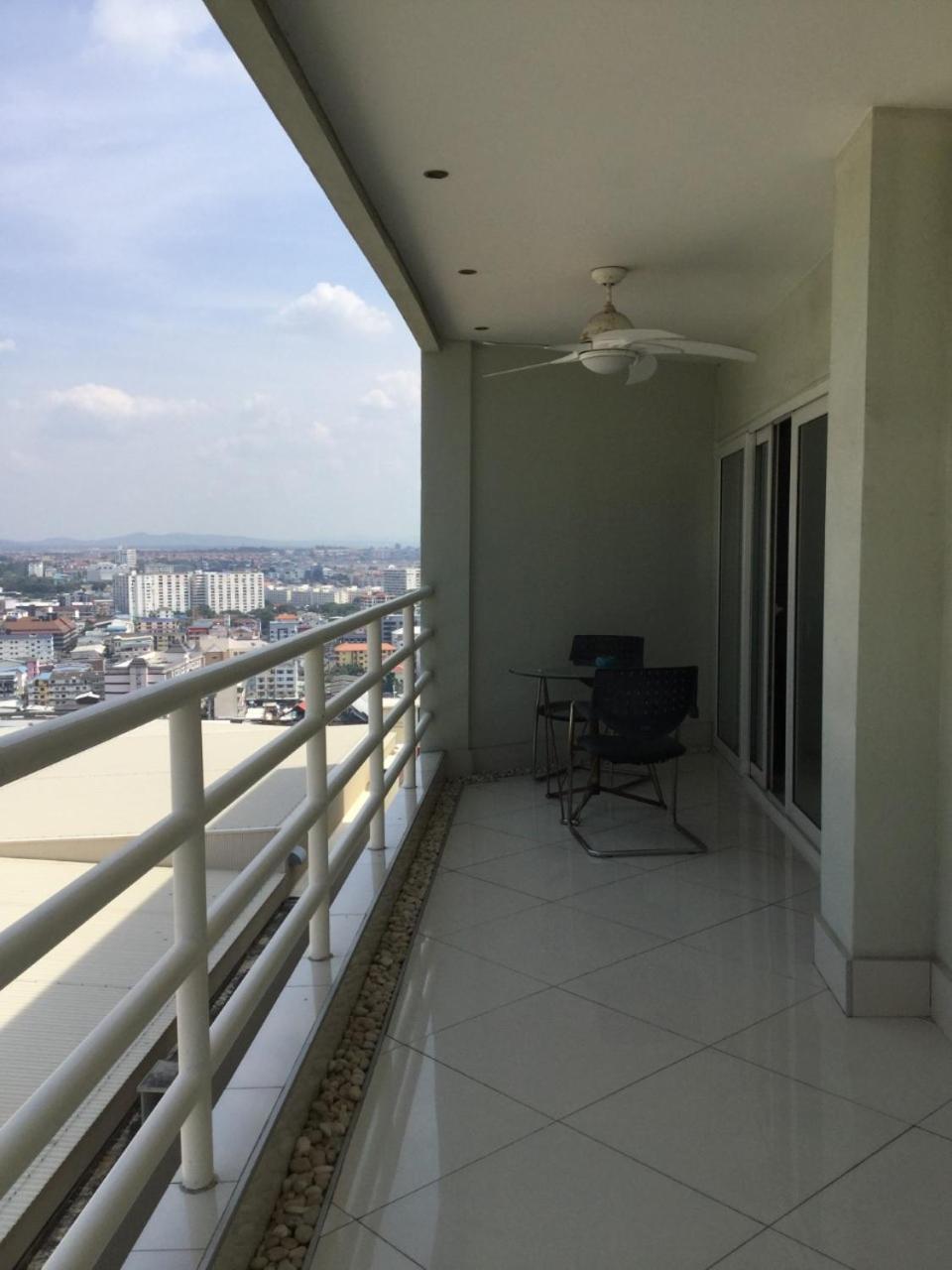 View Talay 6 By Pat 42 Apartment Pattaya