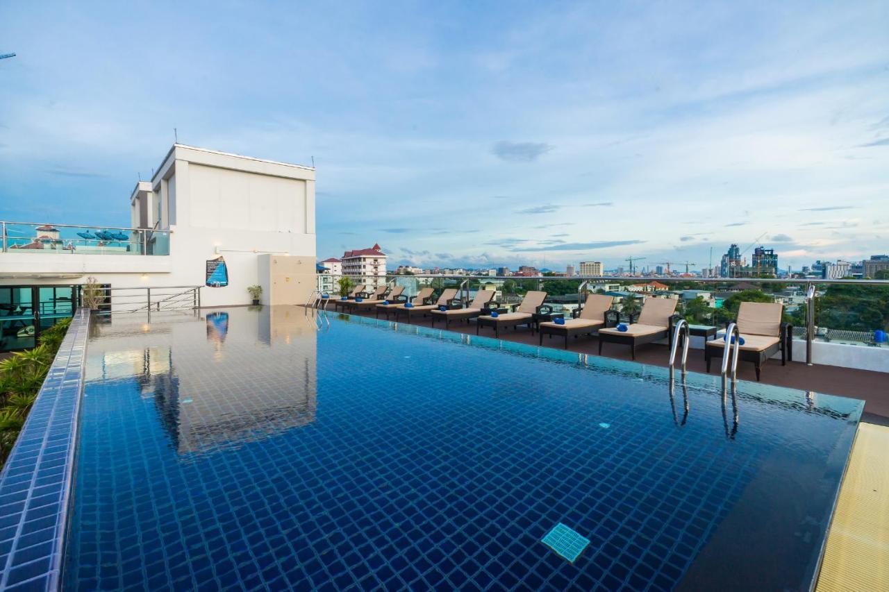 Blue Boat Jc Hotel 5*