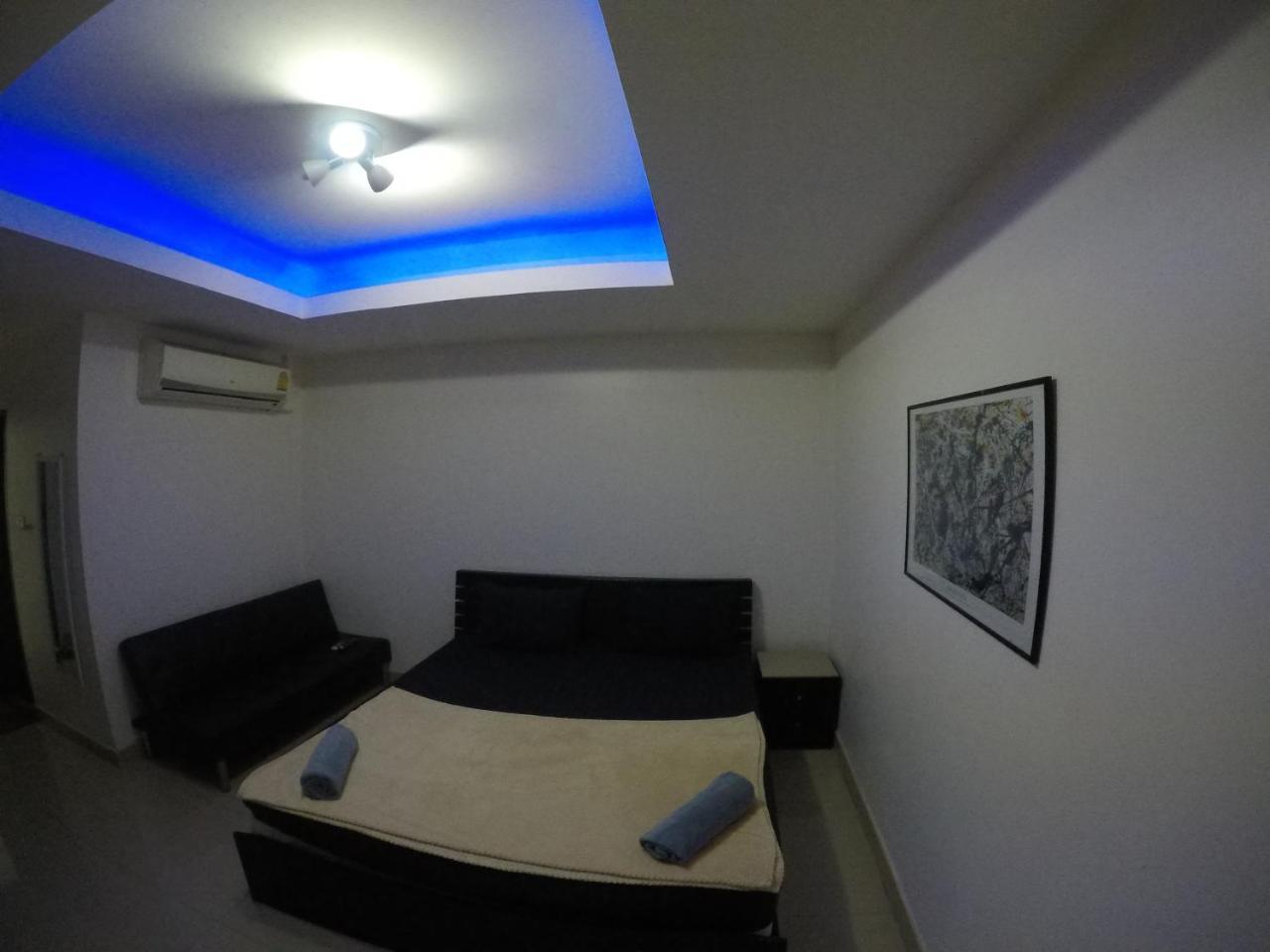 French Connection Hotel