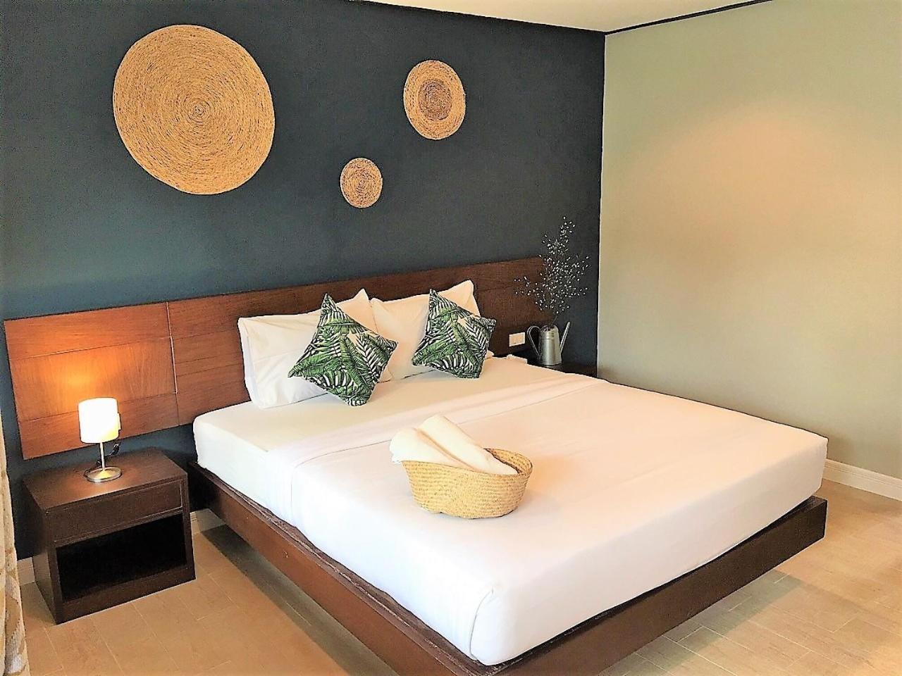 Hotel Let's Hyde & - Pool 4*