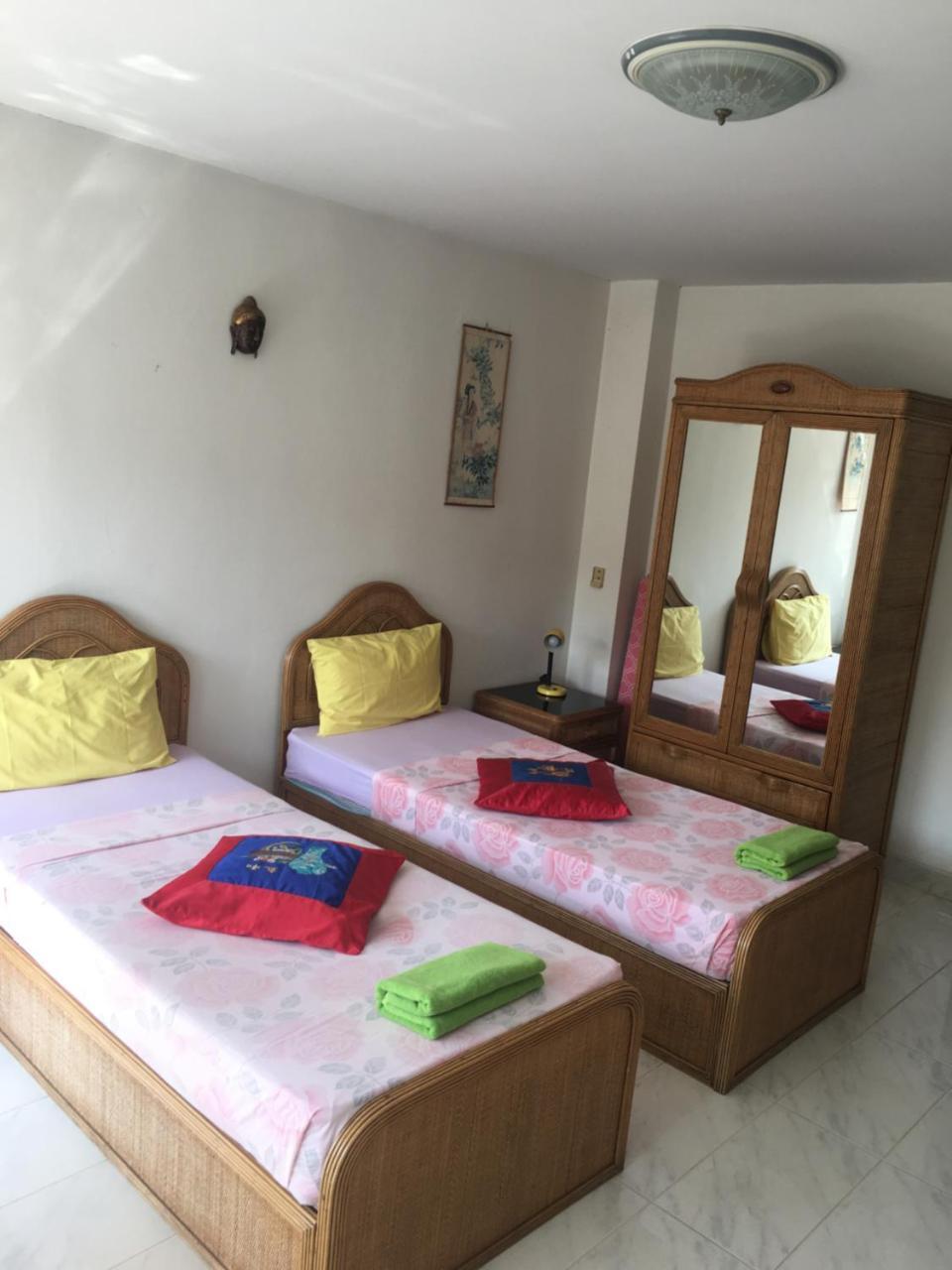 Apartment View Talay 1b Holidays Pattaya