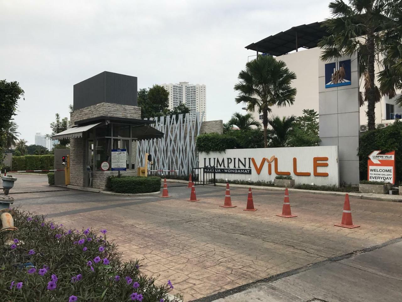 Lumpini Ville Naklua Apartment