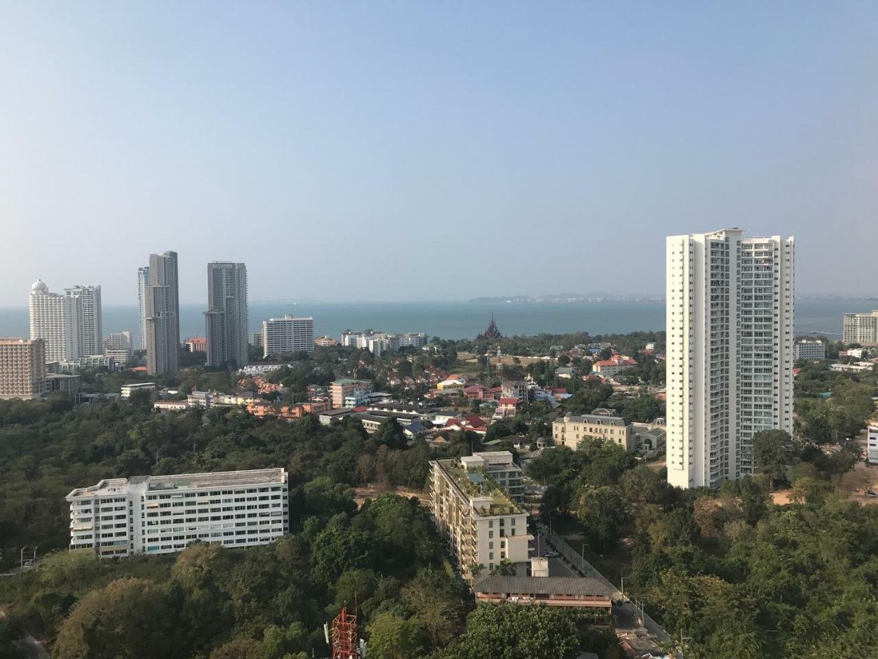 Apartment Lumpini Ville Naklua