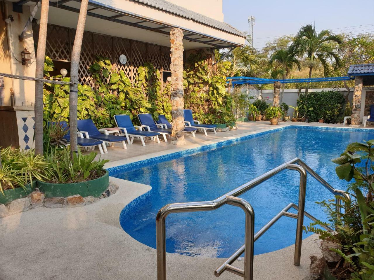 Germania Apartment Pattaya