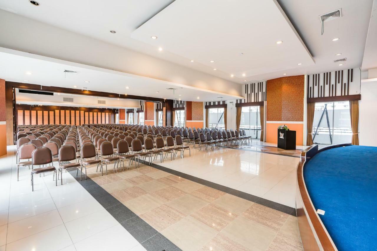 Mountain & Convention Center Pattaya