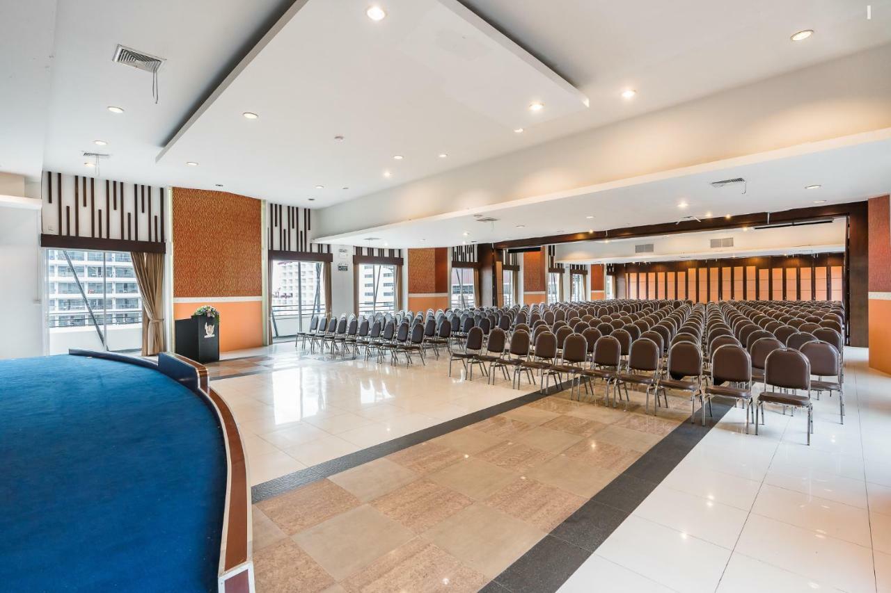 Mountain & Convention Center 4*