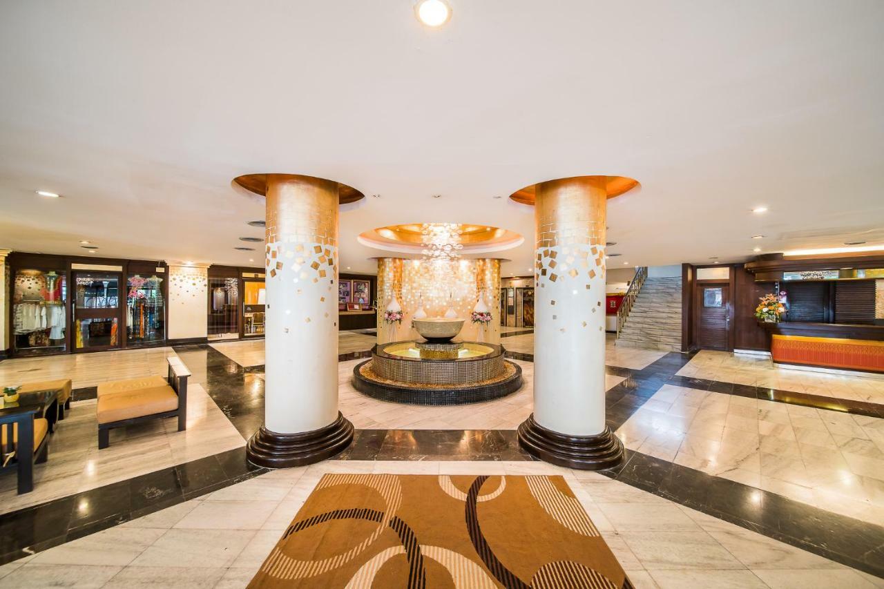 Mountain & Convention Center