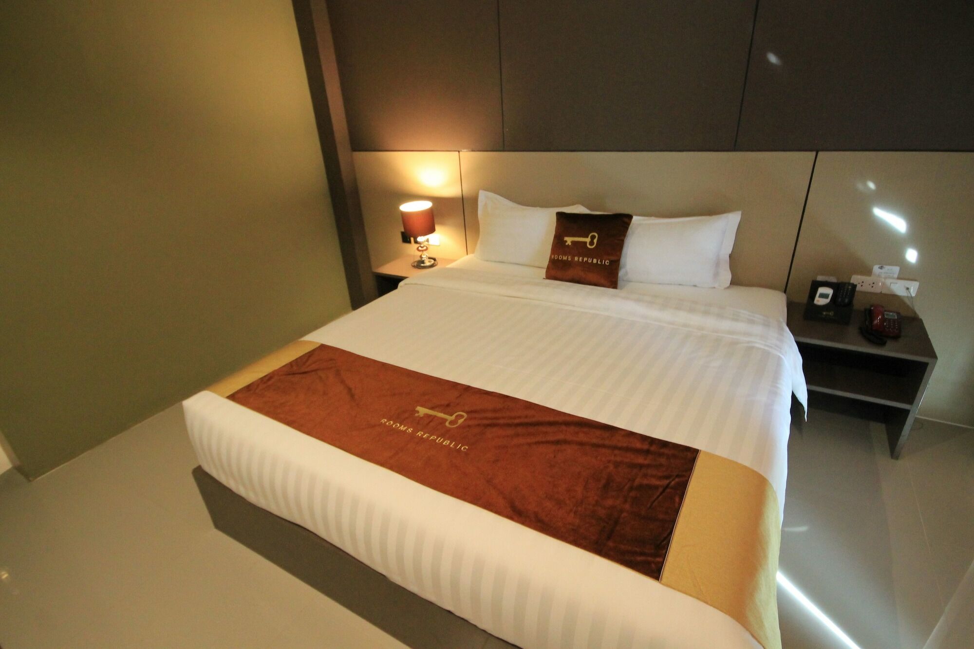 Hotel Republic 3*