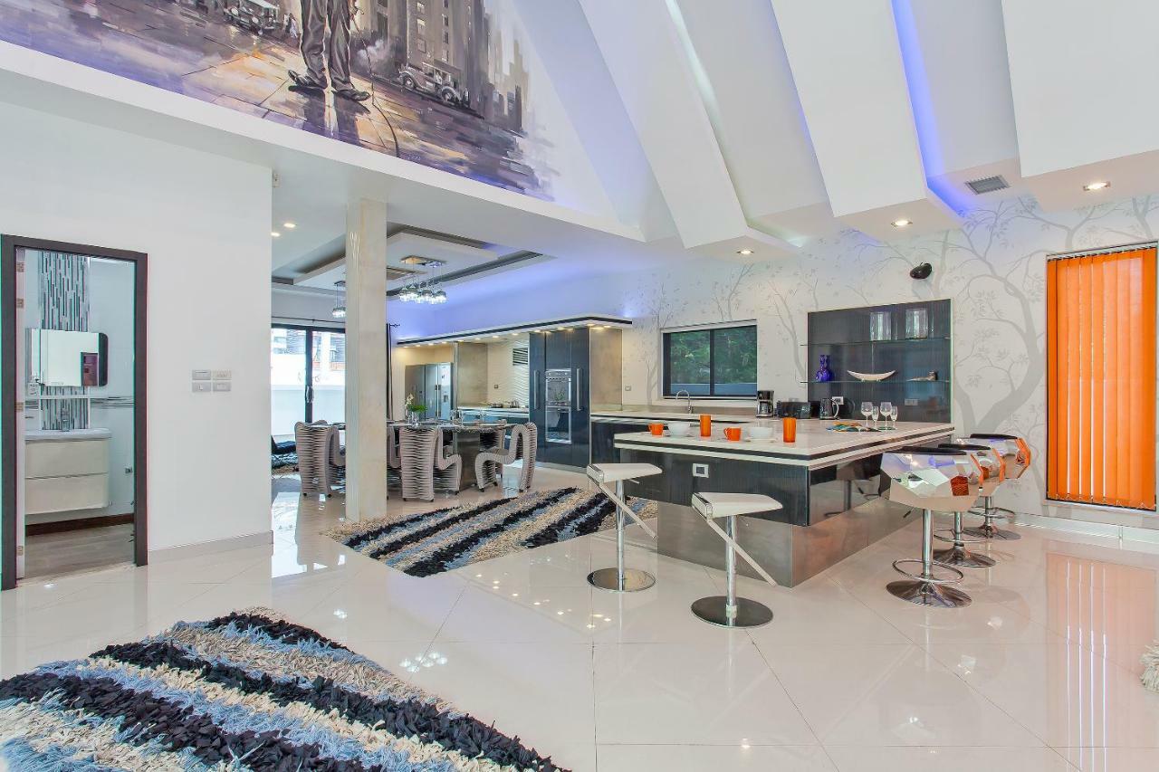 Royale Grand Villa Pattaya
