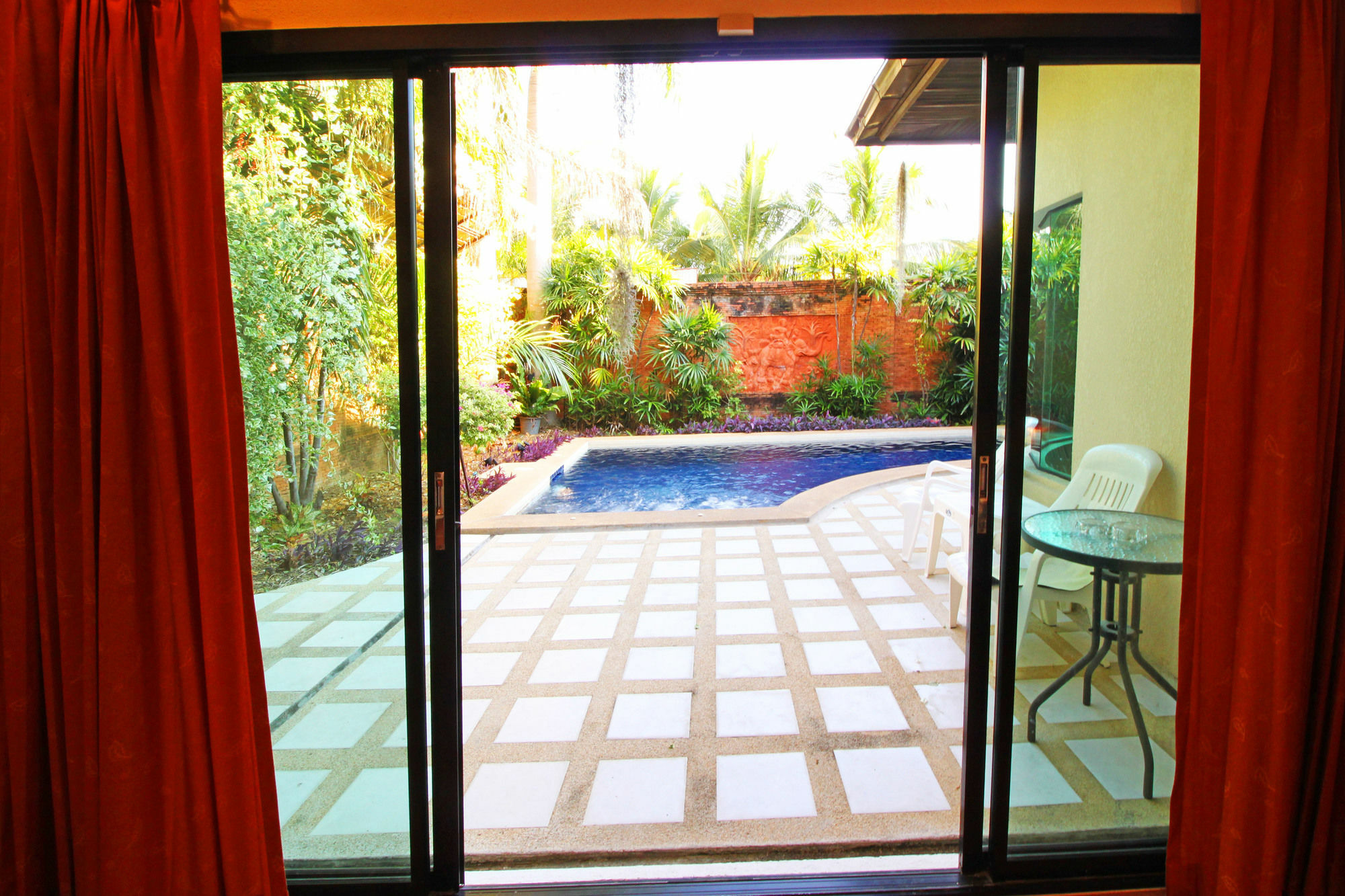 Cosy Pool By Sunny Pattaya