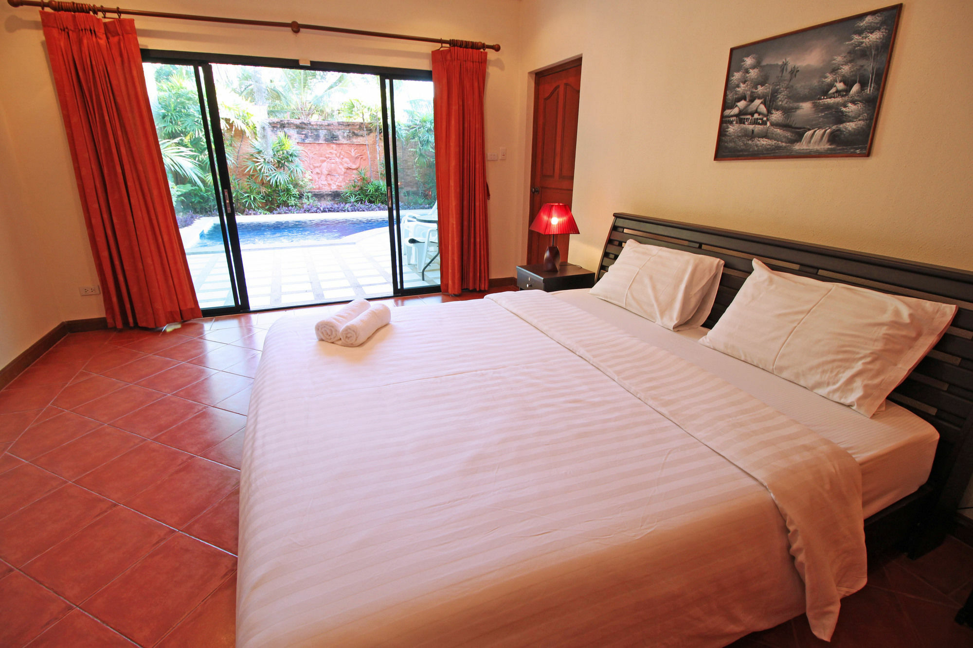 Cosy Pool By Sunny Villa Pattaya