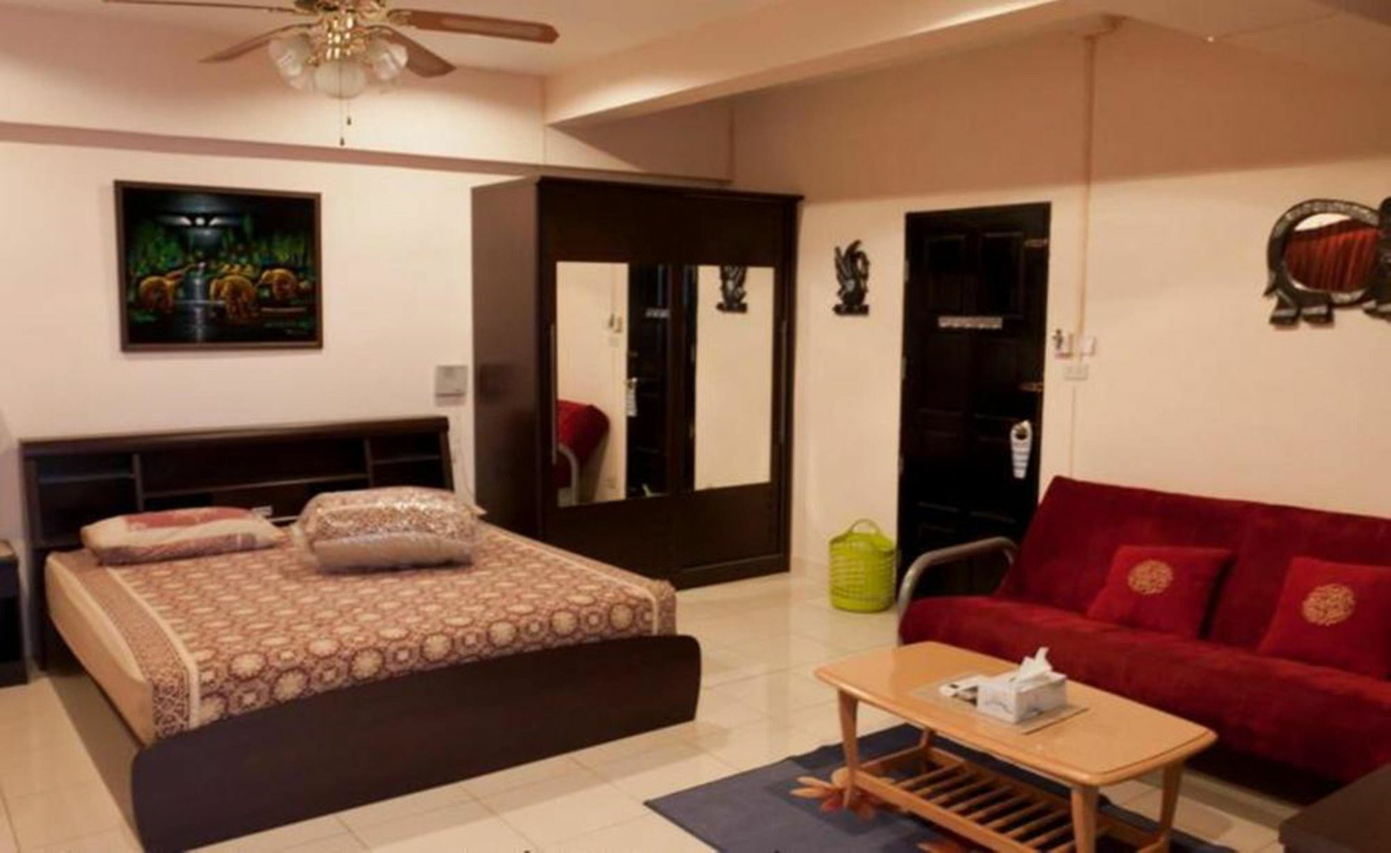 Metro Guest house 2*