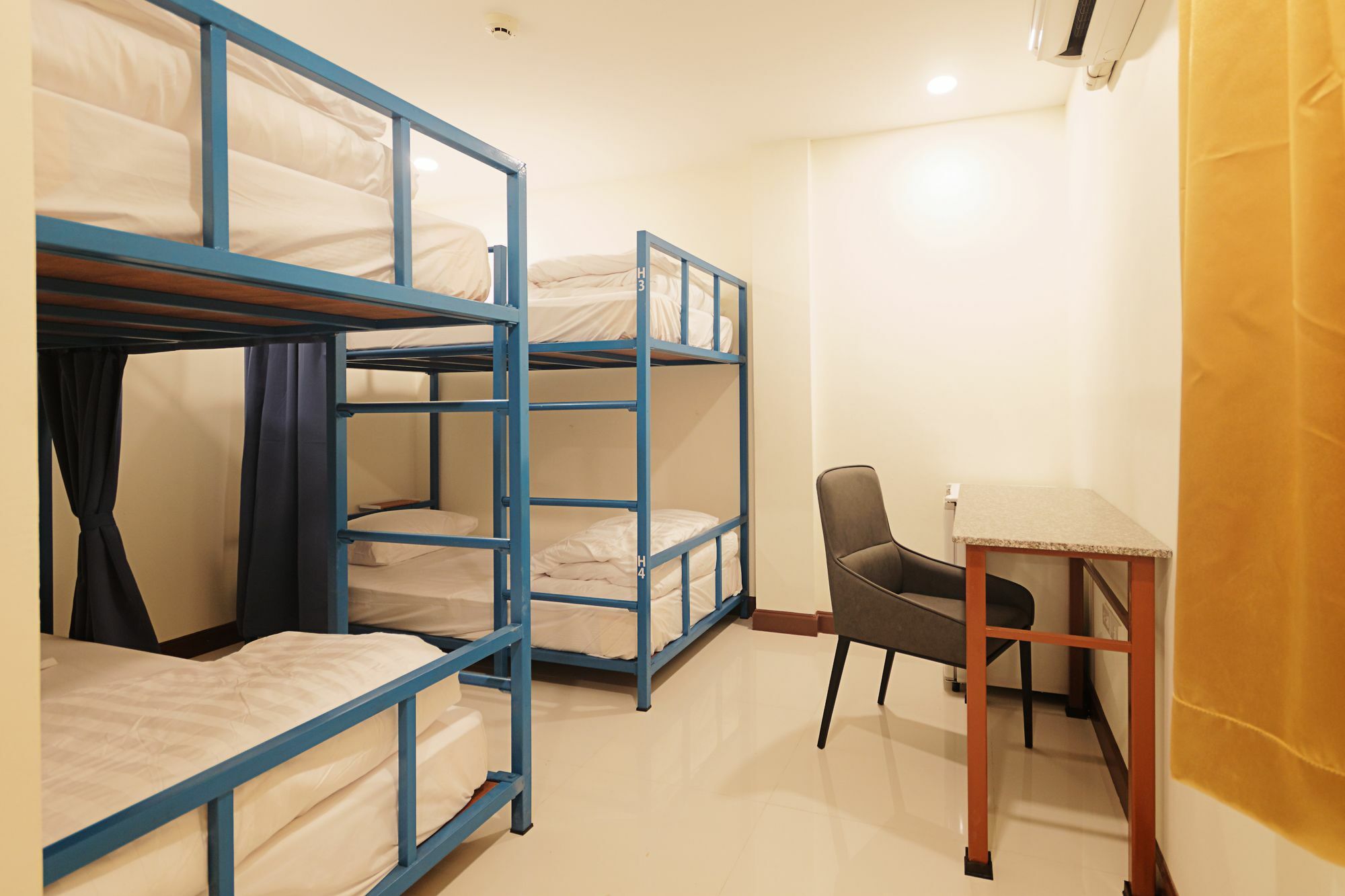 Hostel Happy Pattaya
