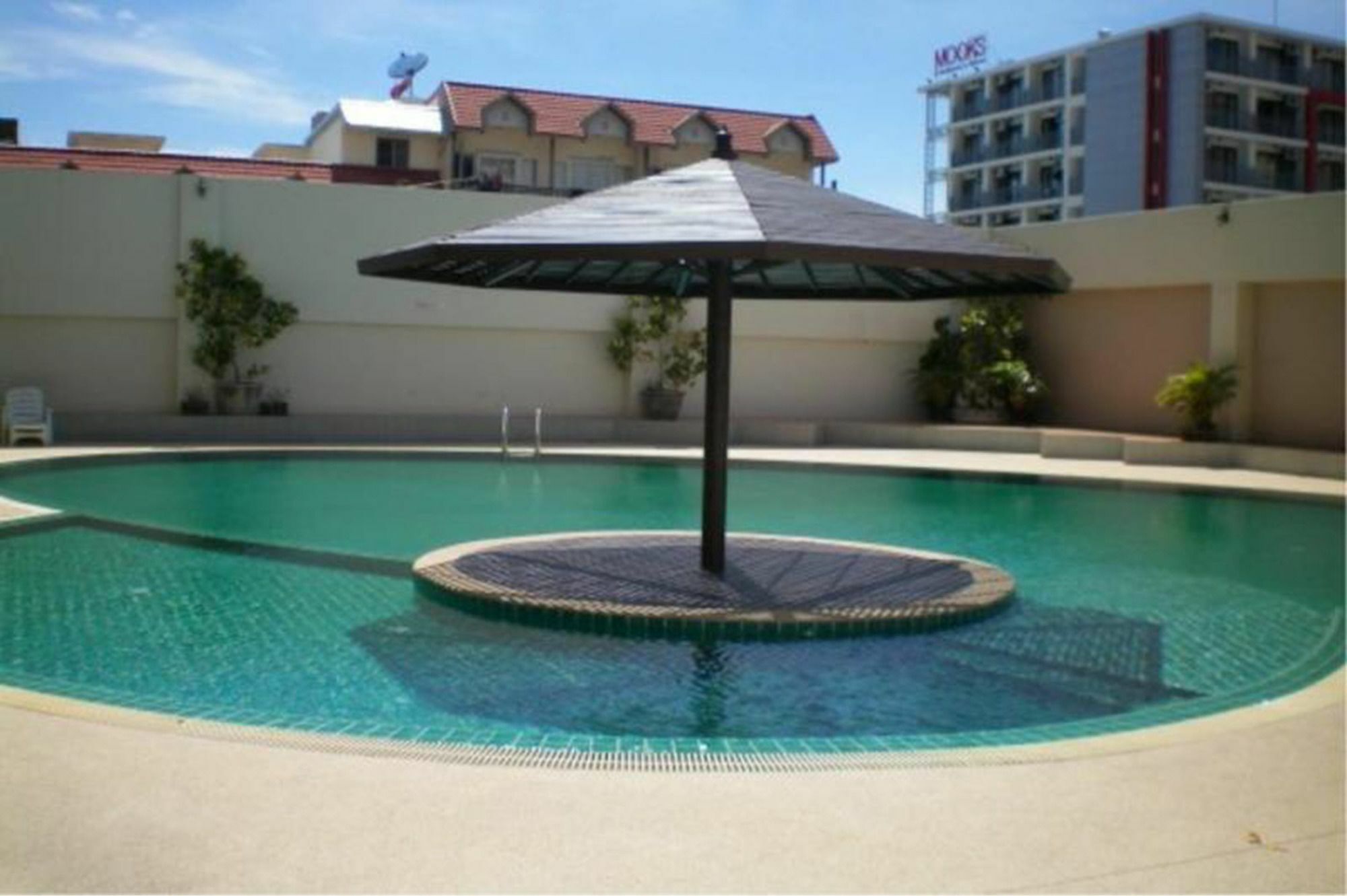 A Beautiful Pool View Downtown Hotel Pattaya