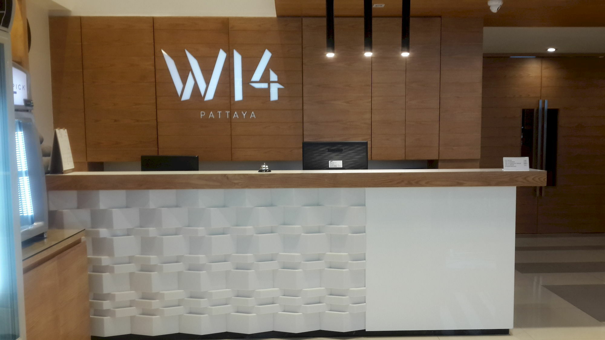 W14 3*