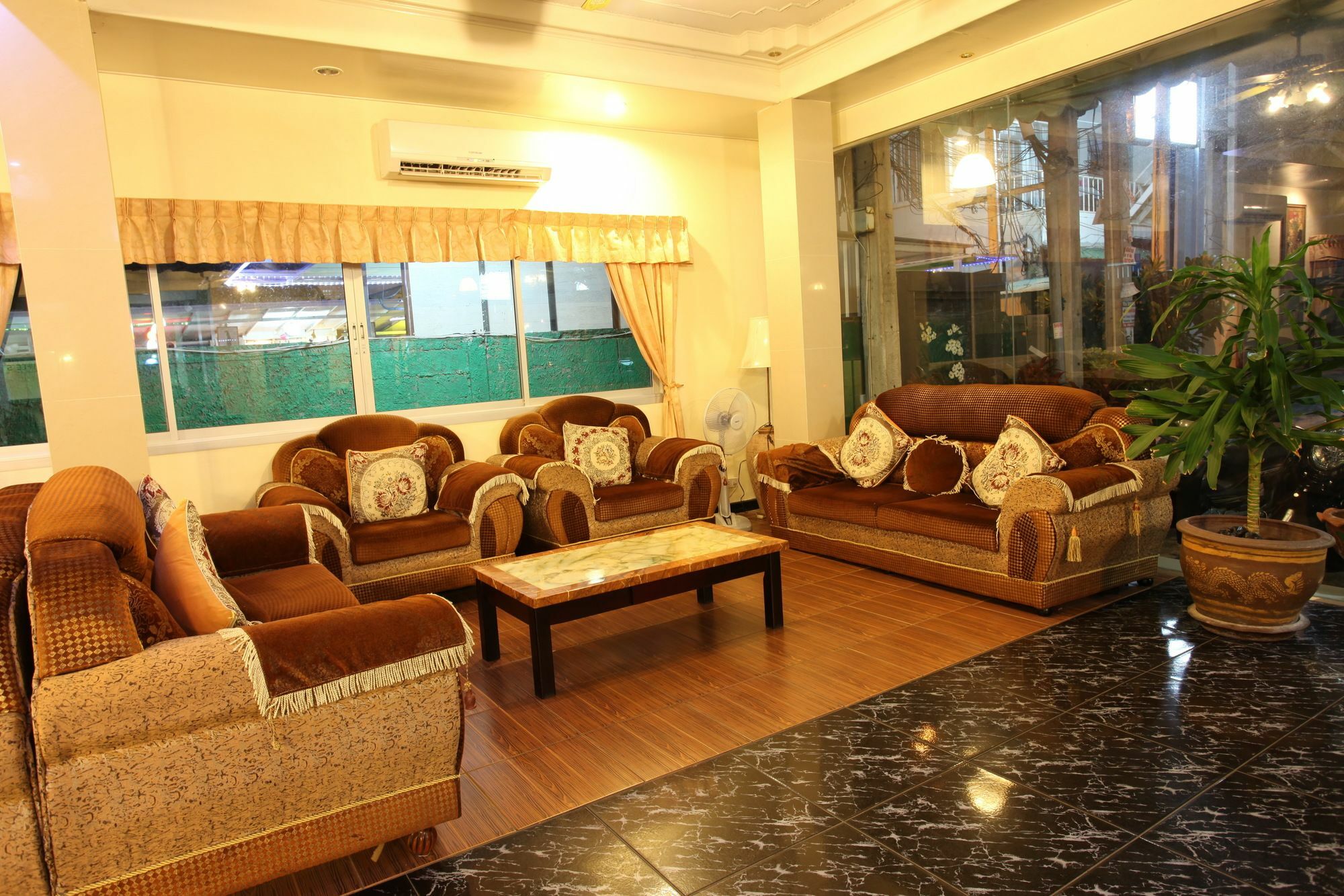 Hotel Home Pattaya Hotel