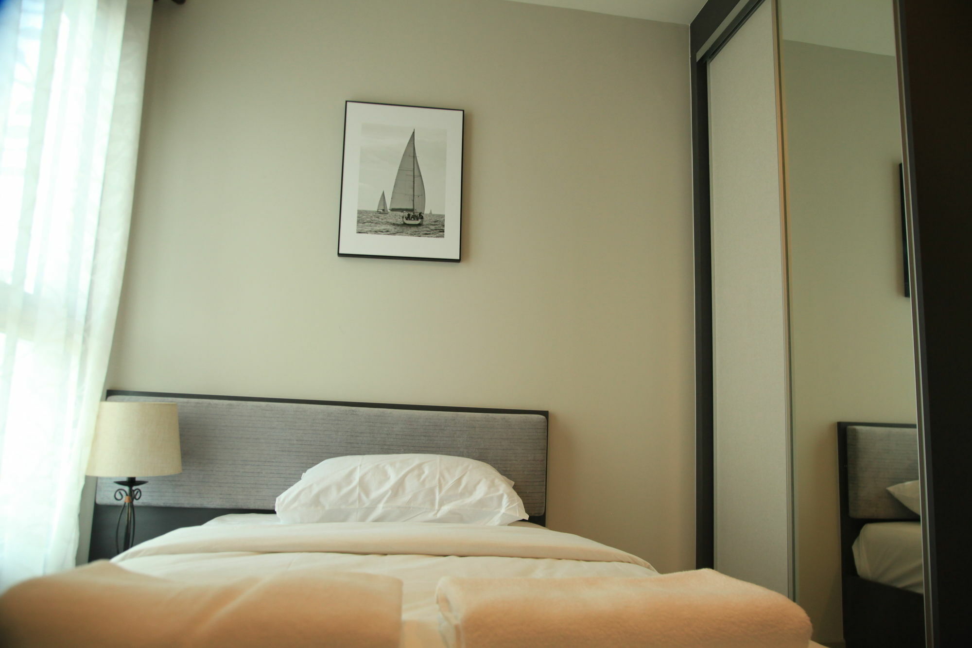Sea View Long Balcony With Rooftop Pool In Aparthotel 3*
