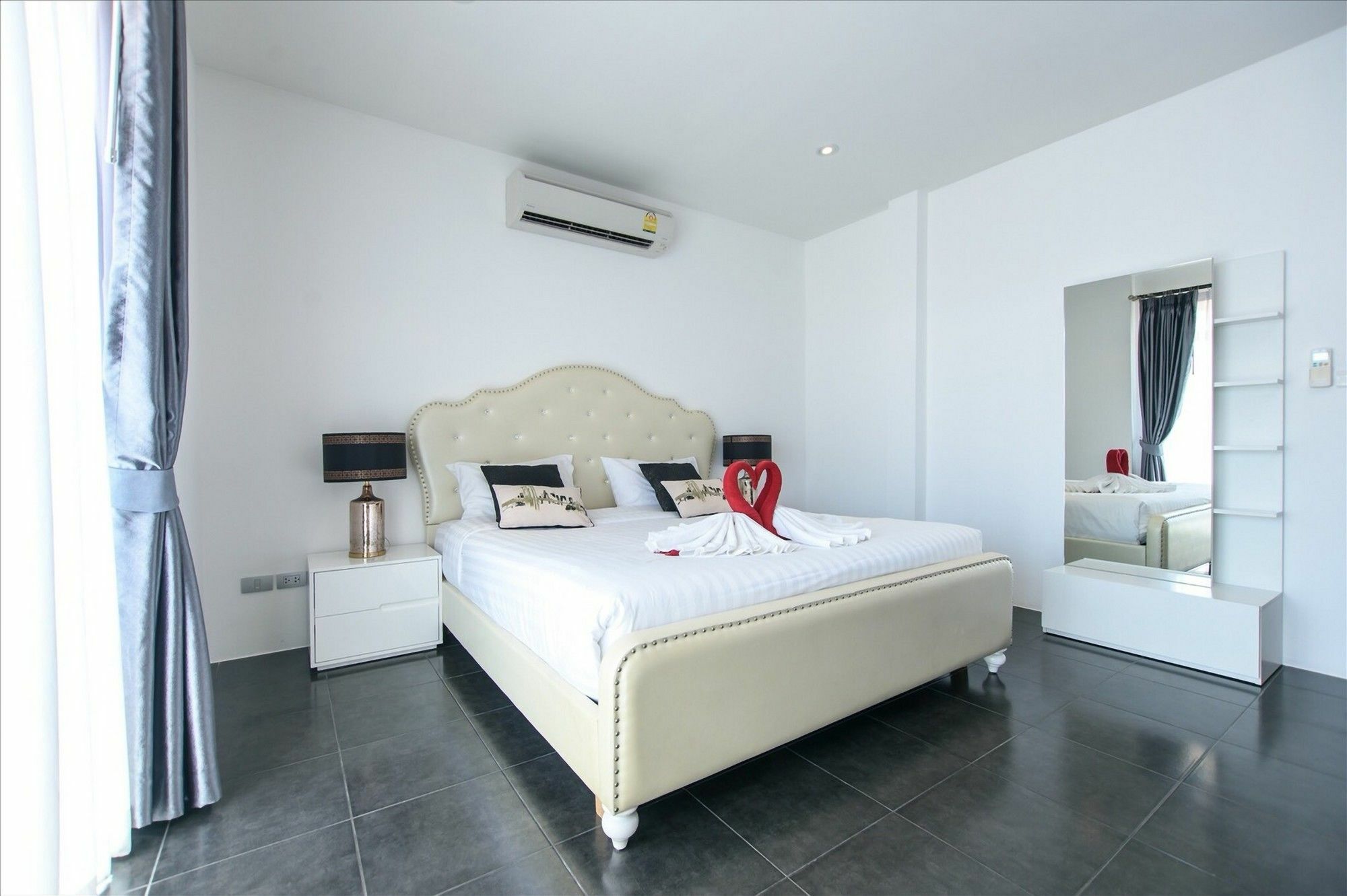 4bd Pool With Jacuzzi - Exquisite Pool A * Pattaya
