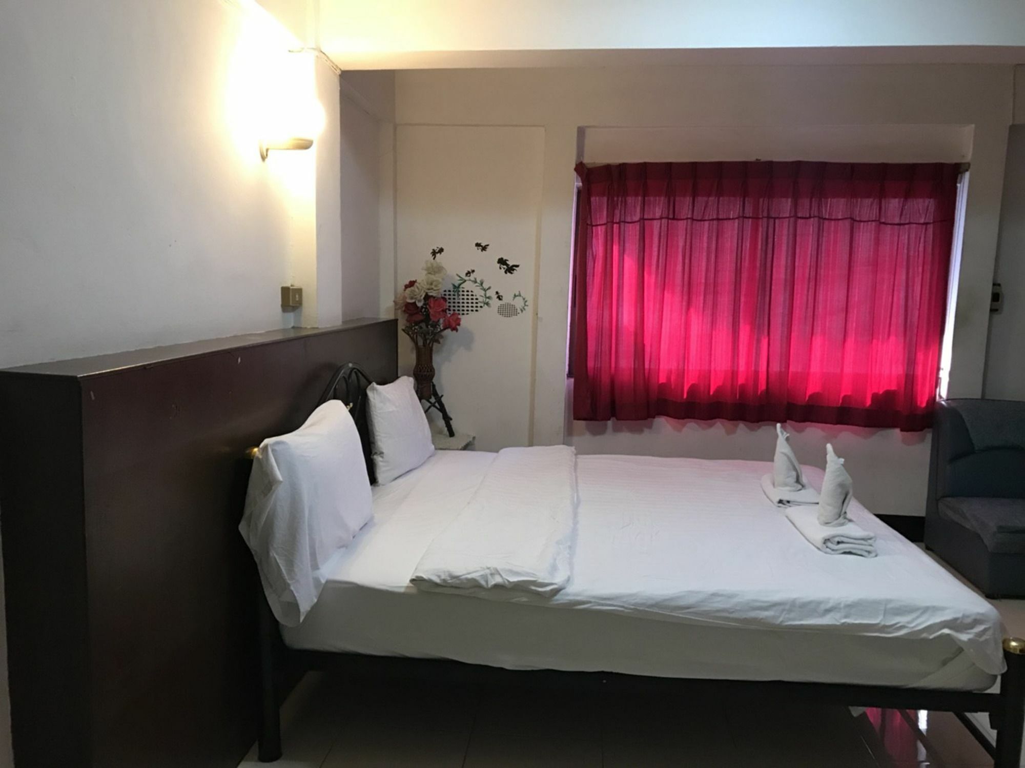 Oyo 75494 President Guest house 3*