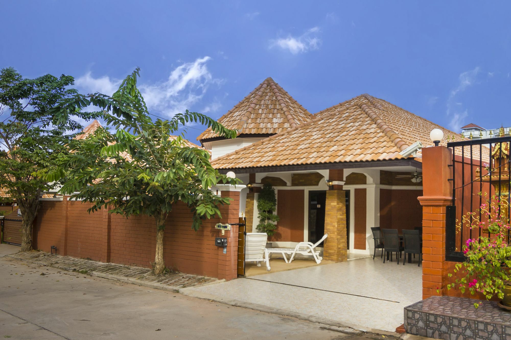 Hotel Valery Close To The *