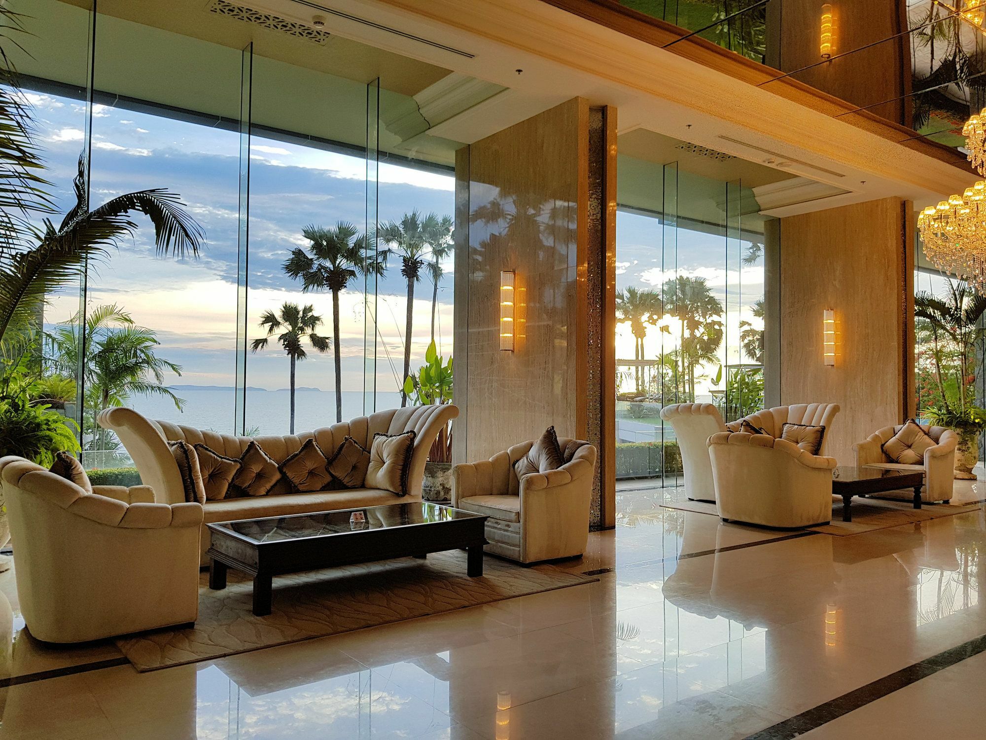 The Palm 2br By Pattaya