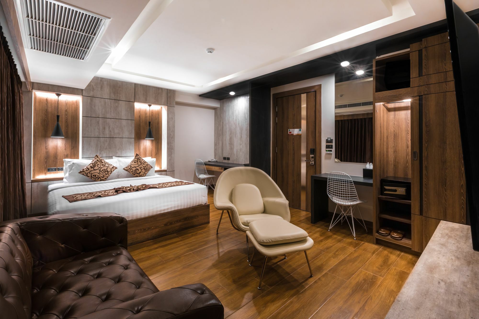 Acqua Hotel 4*
