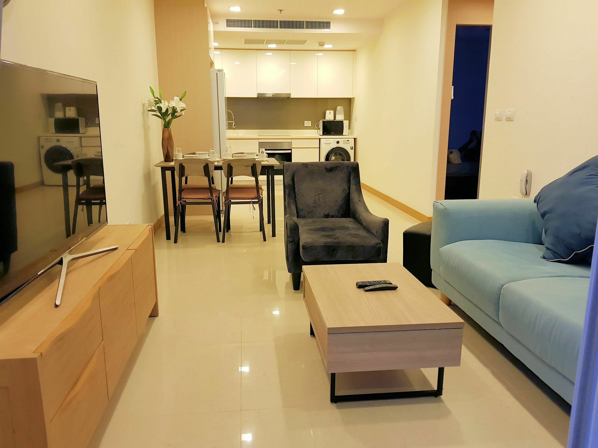 The Palm 2br By 3*