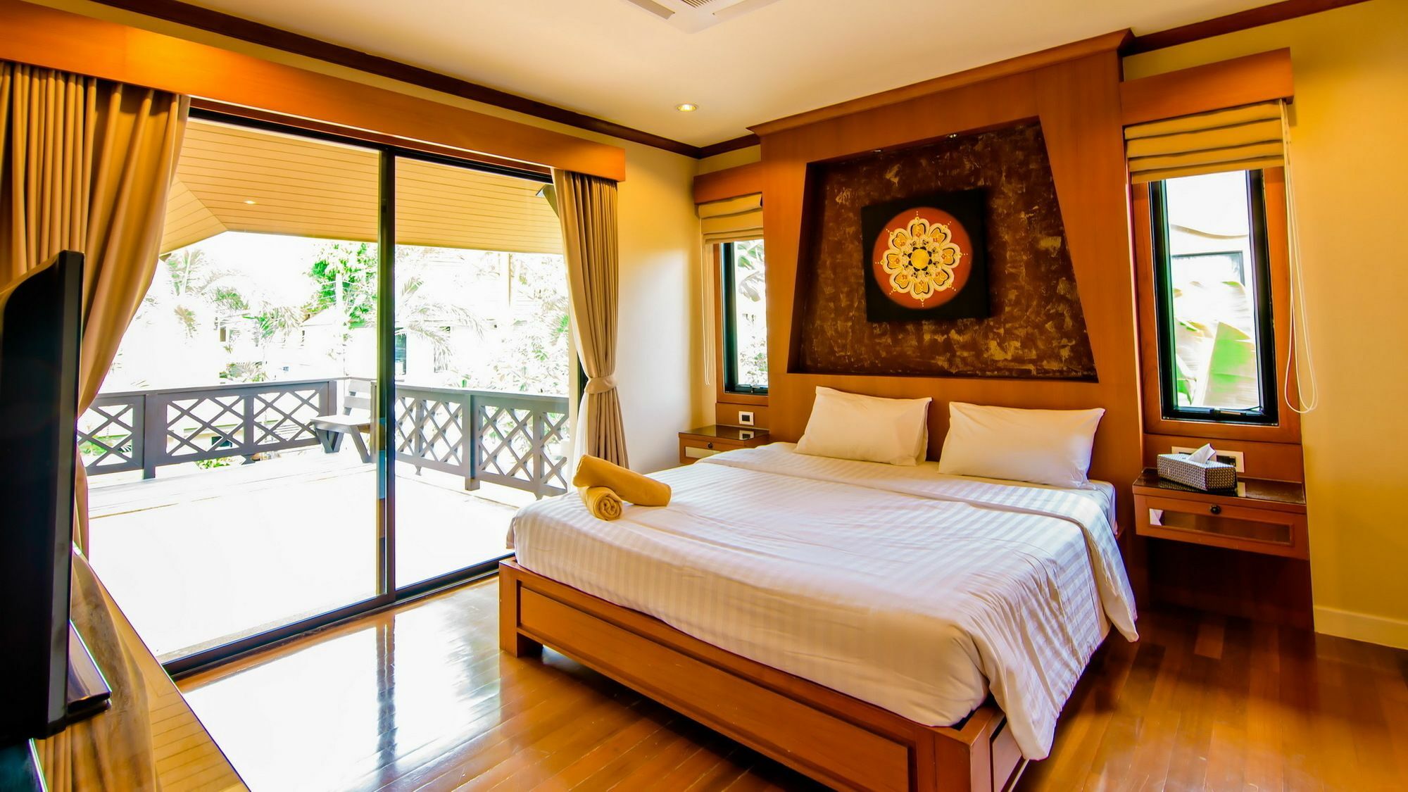 Natcha Pool Villa *