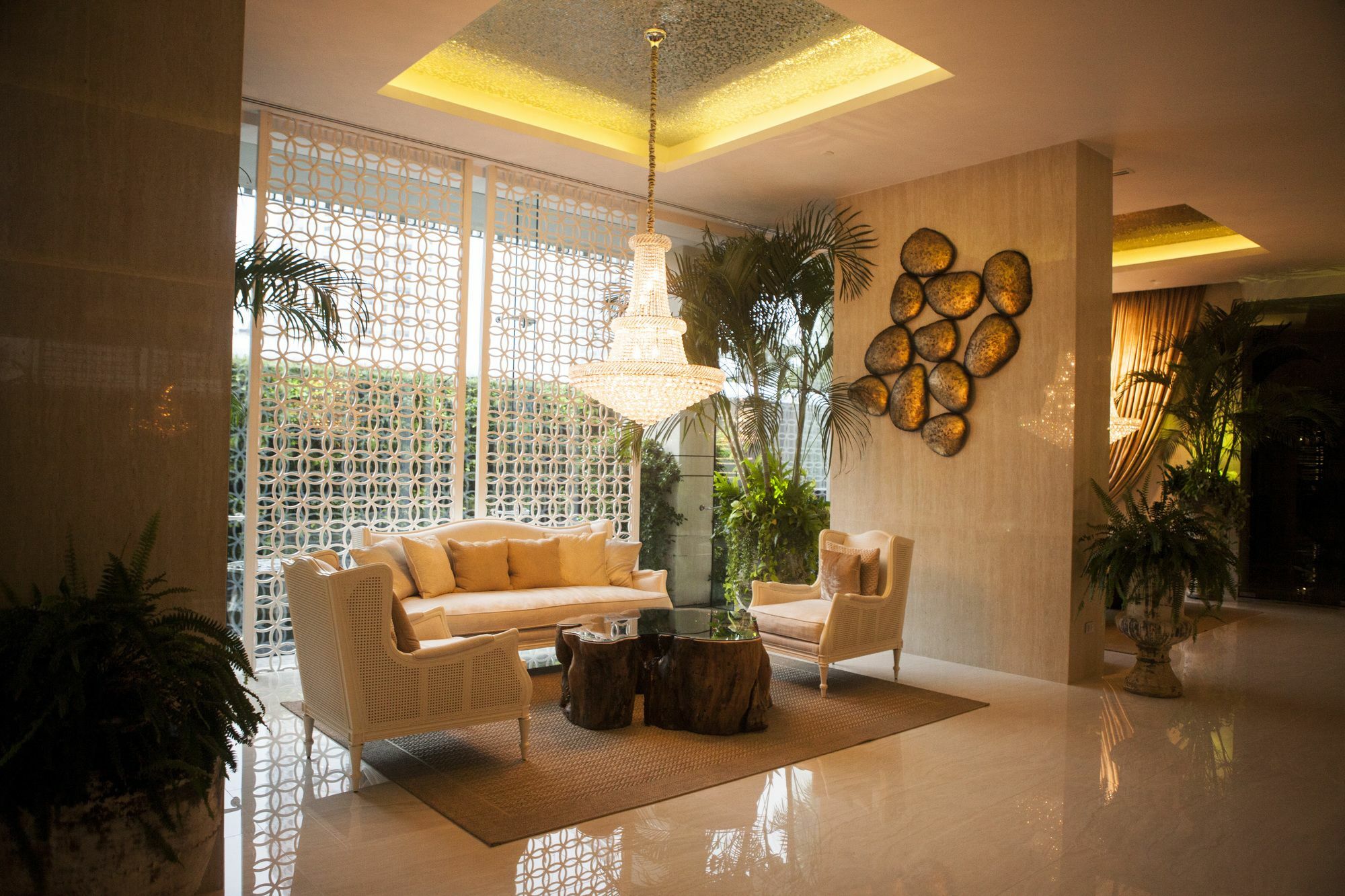 Among Riviera Of Sky Hotel 3*