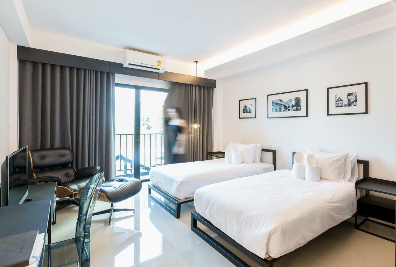Monoroom Hostel *