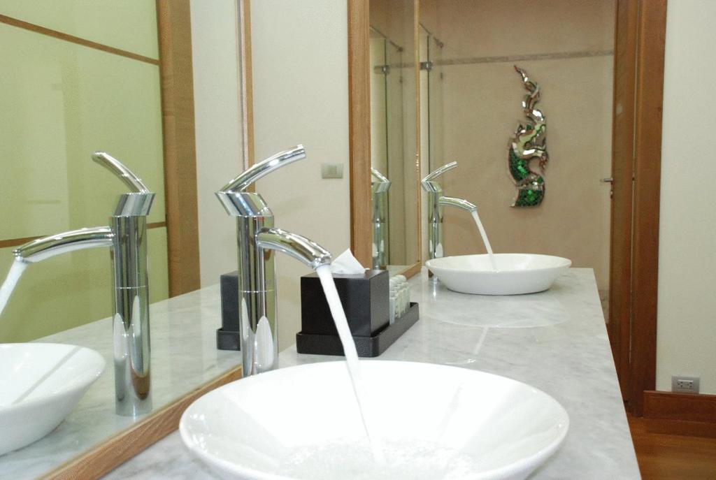 Hotel Manathai Grace,