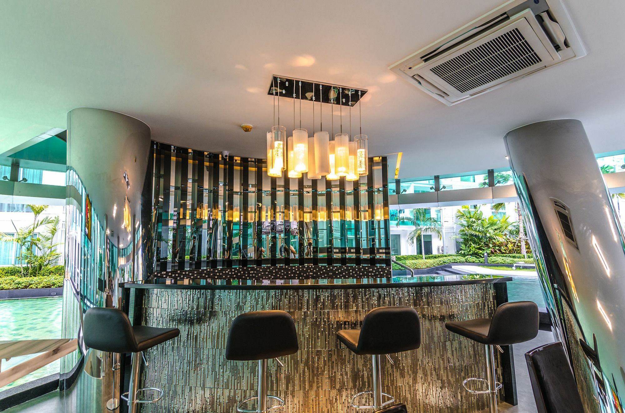 Ccr Managed By Aha Smartstay Aparthotel 4*