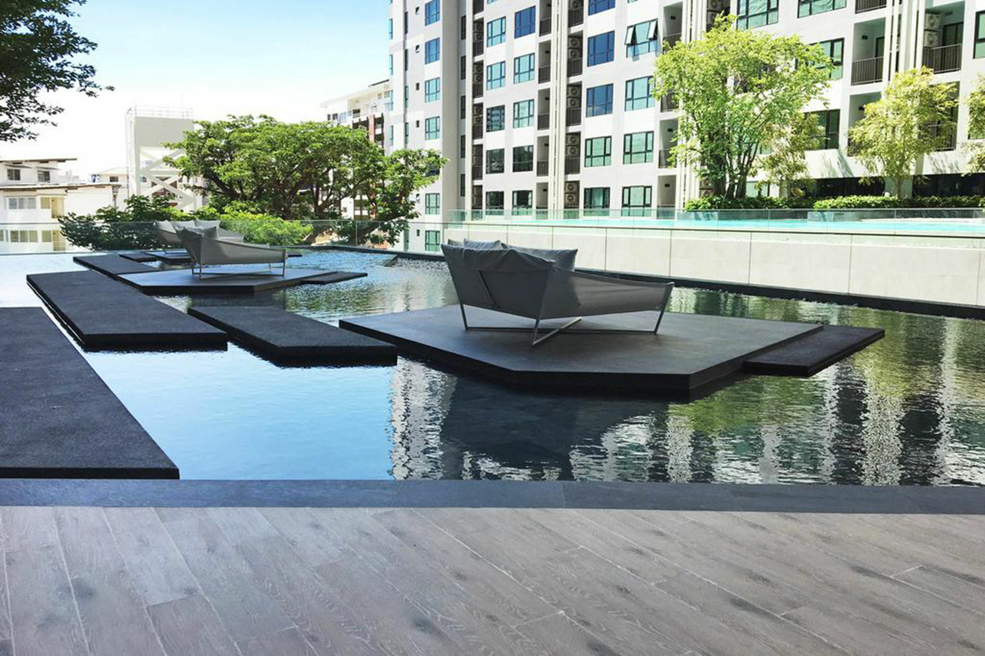 Favstay - The Base * Pattaya
