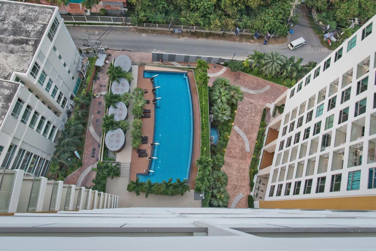 Stylish In Peak Towers Pattaya