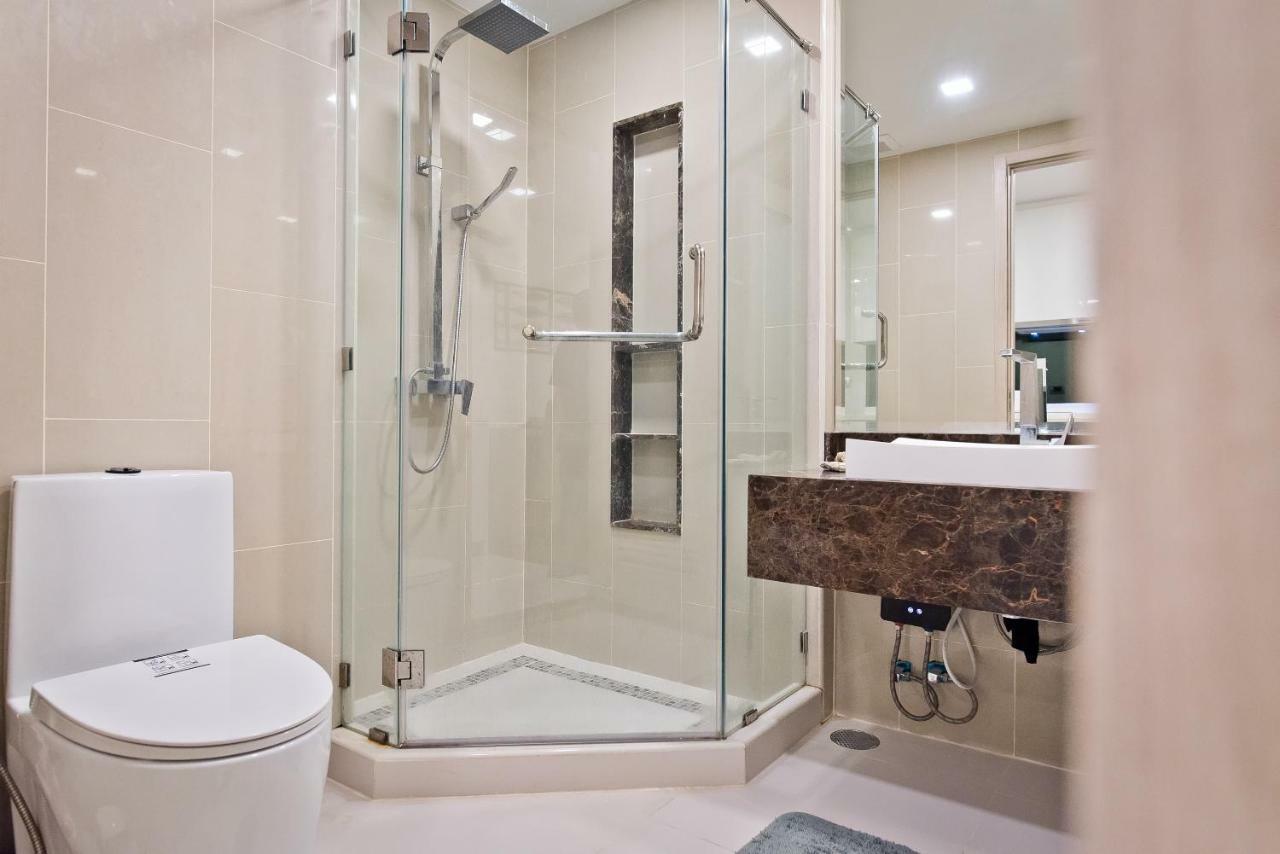 Apartment Stylish In Peak Towers Pattaya