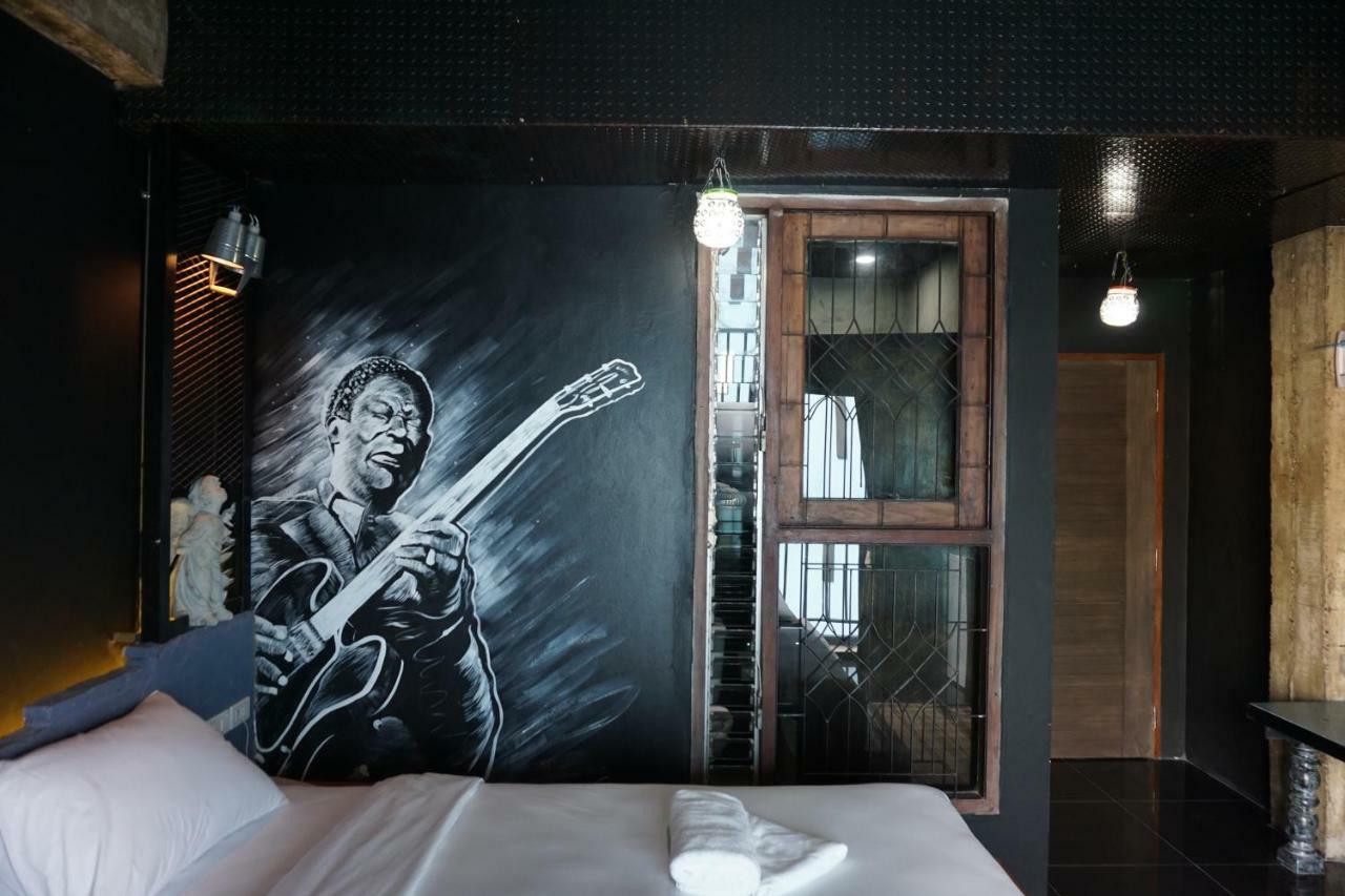 Nine Blue Hotel 3*