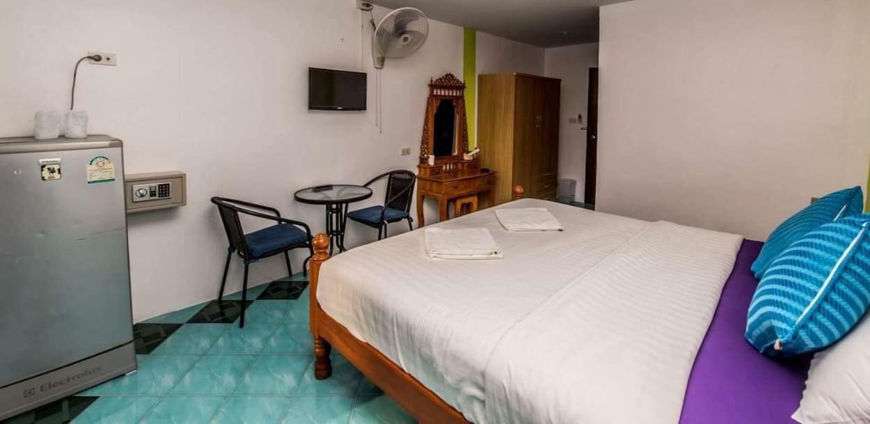 Guest house Nong 4*