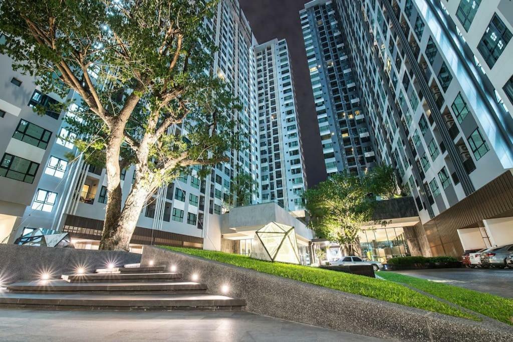 Apartment The Base By He Pattaya