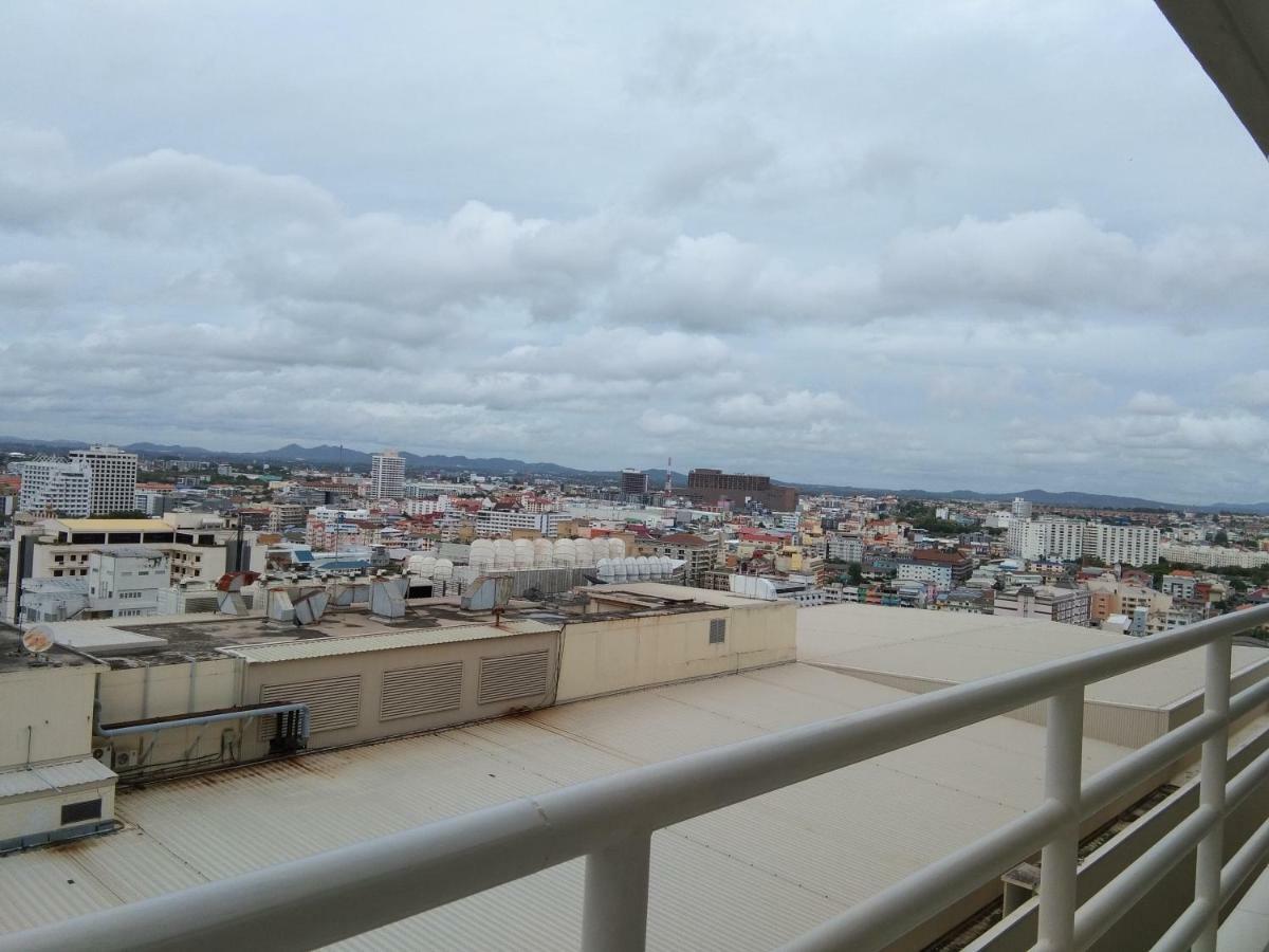 View Talay 6 By Pat 42 Apartment