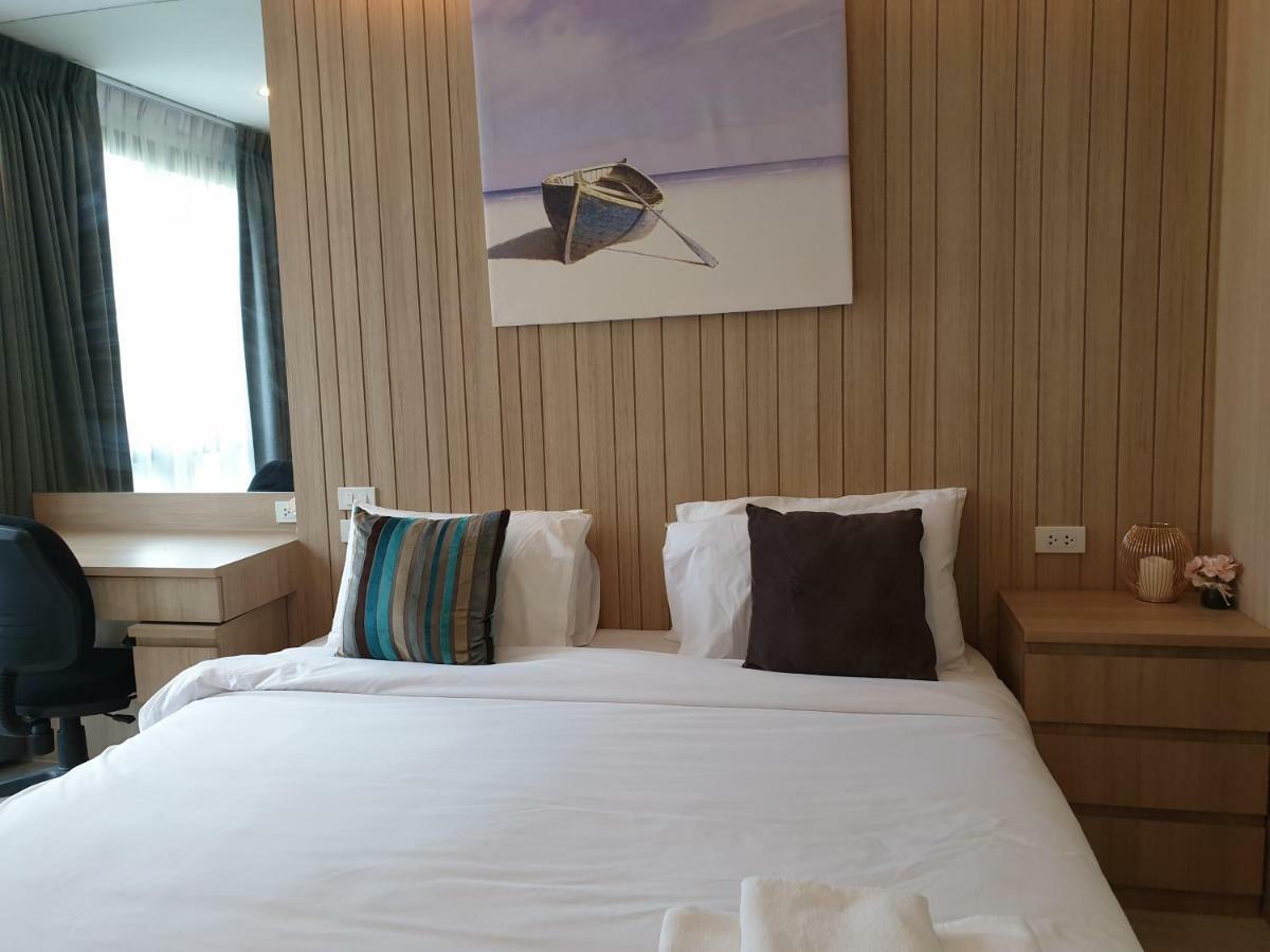 Apartment The Chezz By Patsamon Pattaya