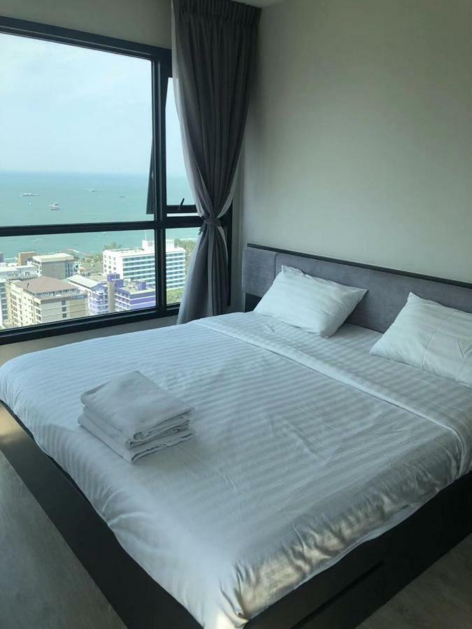 The Base Seaview Pattaya